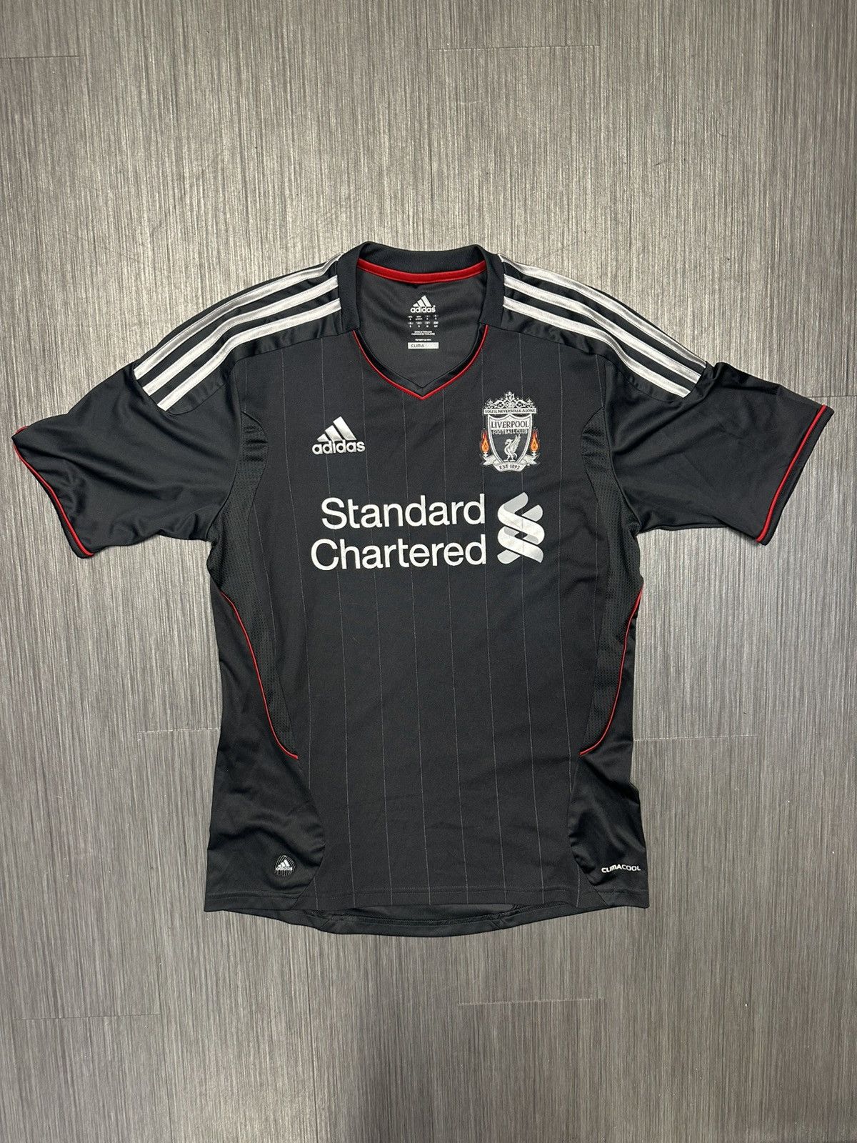 Adidas 2011-12 Liverpool adidas Away Shirt s Size US S / EU 44-46 / 1 - 1 Thumbnail