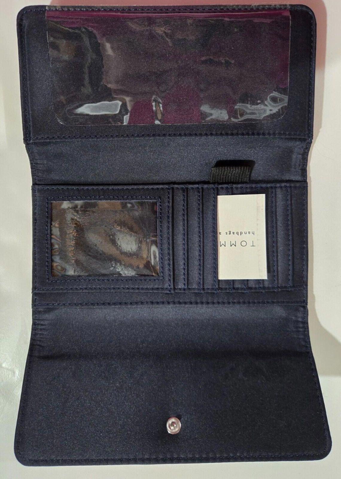 Tommy Hilfiger Tommy Hilfiger Signature TH Checkbook Trifold Wallet NWT Size ONE SIZE - 2 Thumbnail