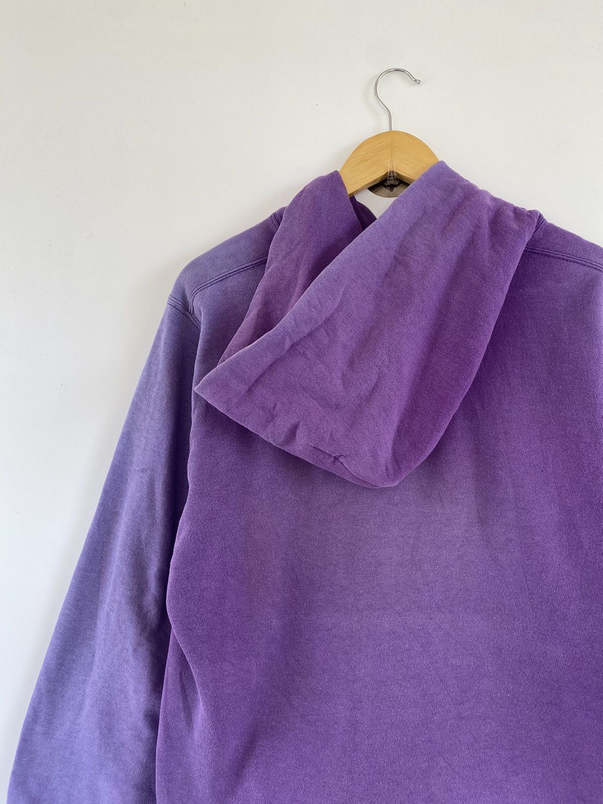 Champion × NBA × Vintage ✅️Vtg Champion Lakers Faded Hoodie Pullover Size US L / EU 52-54 / 3 - 11 Thumbnail