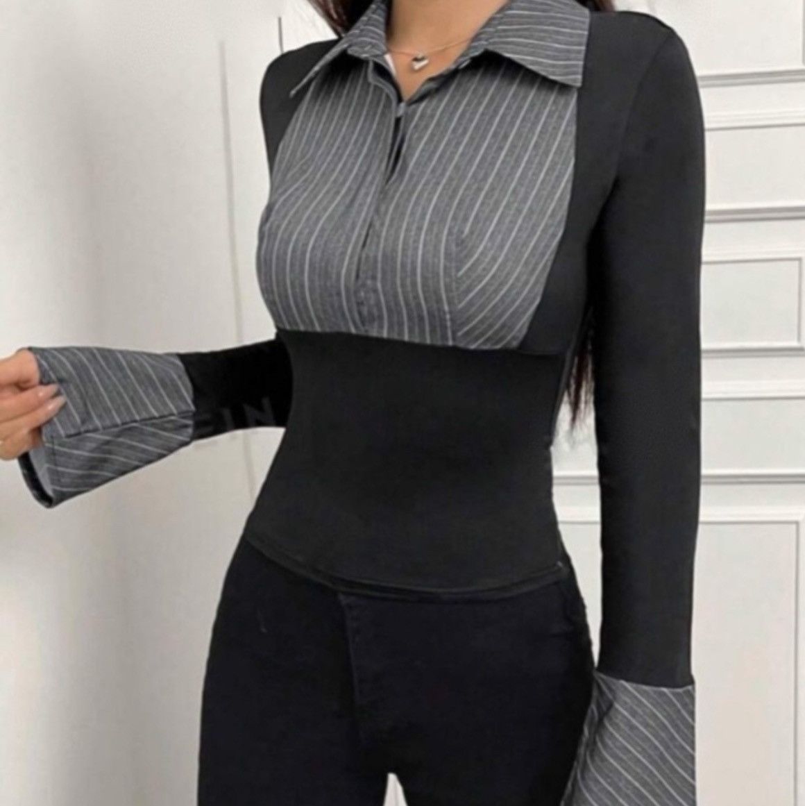 Designer × Other NWT, Lavishly Paris Women’s Cuffed Sleeve Pinstriped Blouse Size M / US 6-8 / IT 42-44 - 5 Thumbnail