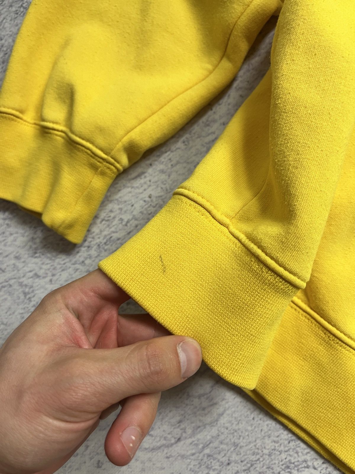 Nike Vintage 2000’s Nike Sportswear Swoosh Logo Yellow Crewneck Size US M / EU 48-50 / 2 - 8 Thumbnail