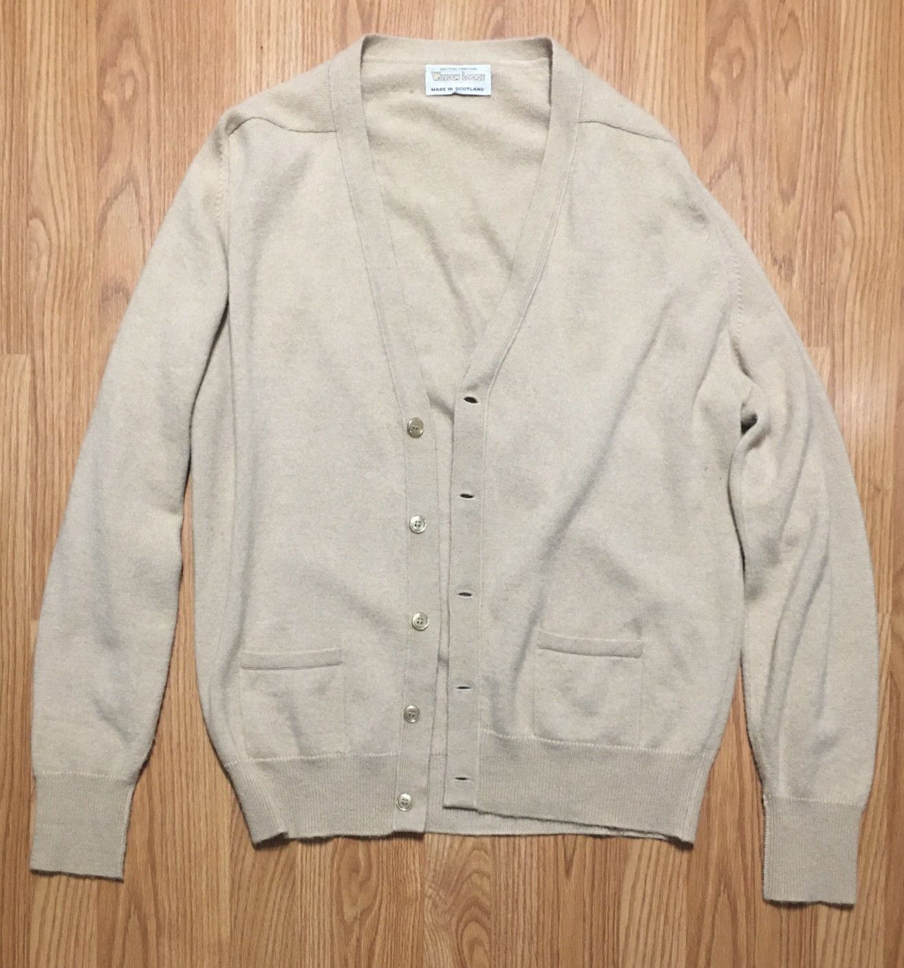 William Lockie William Lockie Scotland Camelhair Cardigan Sweater 44” 112cm Size US L / EU 52-54 / 3 - 5 Thumbnail