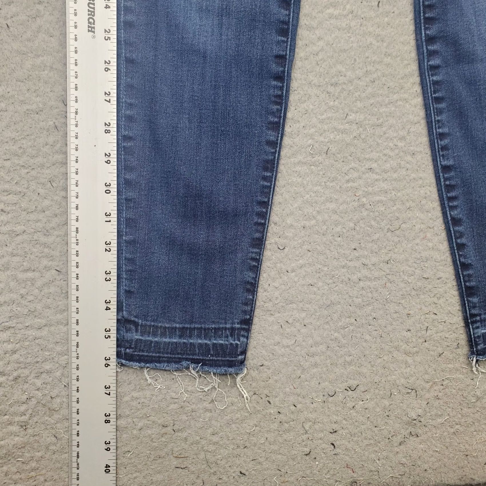 Vintage KUT from the Kloth Skinny Jeans Womens 4 Blue Denim Stretch Raw Hem 5-Pocket Size 27" / US 4 / IT 40 - 3 Thumbnail