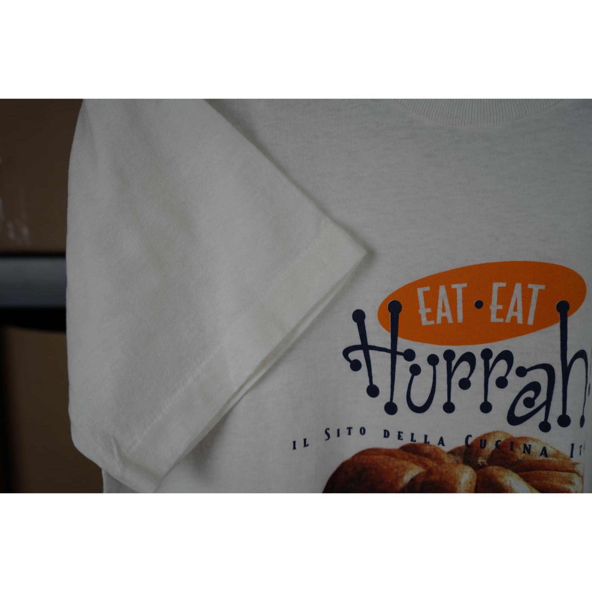 Vintage Vintage Food Theme Screen Stars White 90s Men's M #454 Size US M / EU 48-50 / 2 - 4 Thumbnail