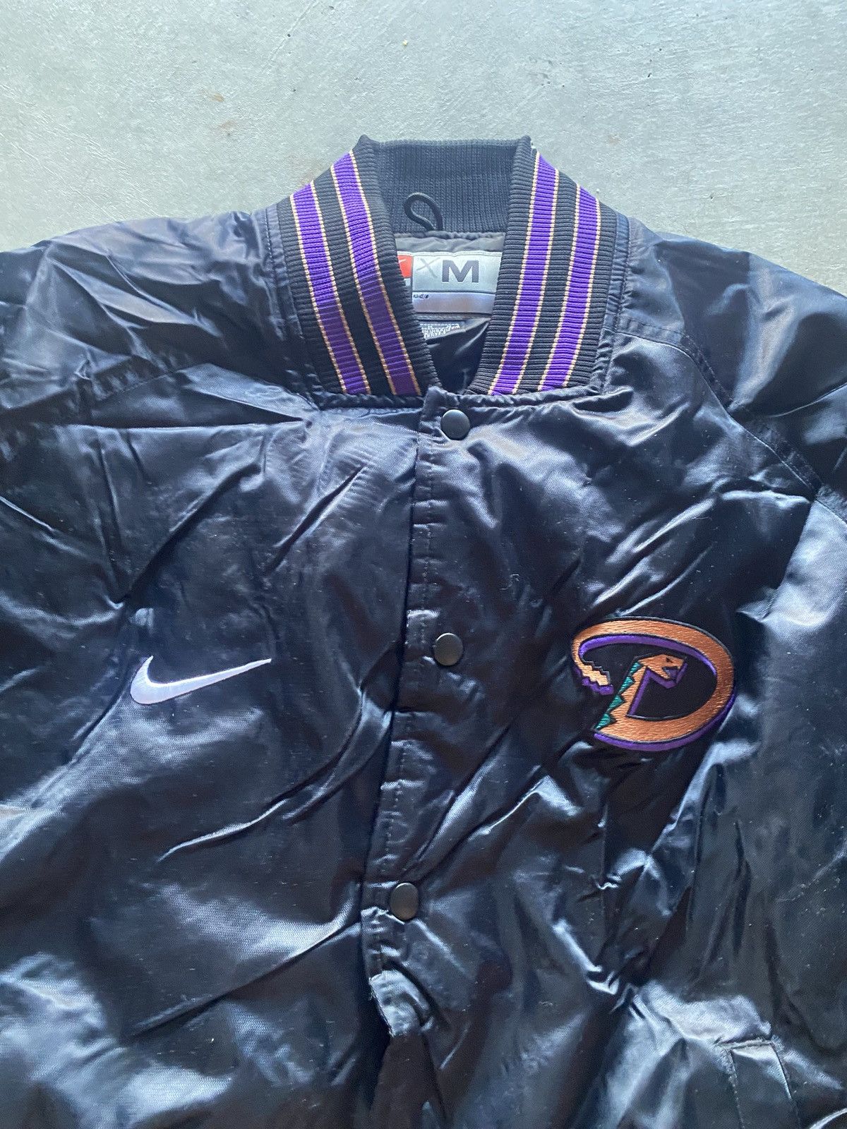 Vintage RARE Vintage Nike Arizona Diamondbacks Varsity Puff Jacket Size US M / EU 48-50 / 2 - 2 Thumbnail