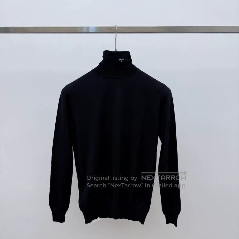 Prada Prada High-necked knitted undershirt Size XS / US 0-2 / IT 36-38 - 2 Thumbnail