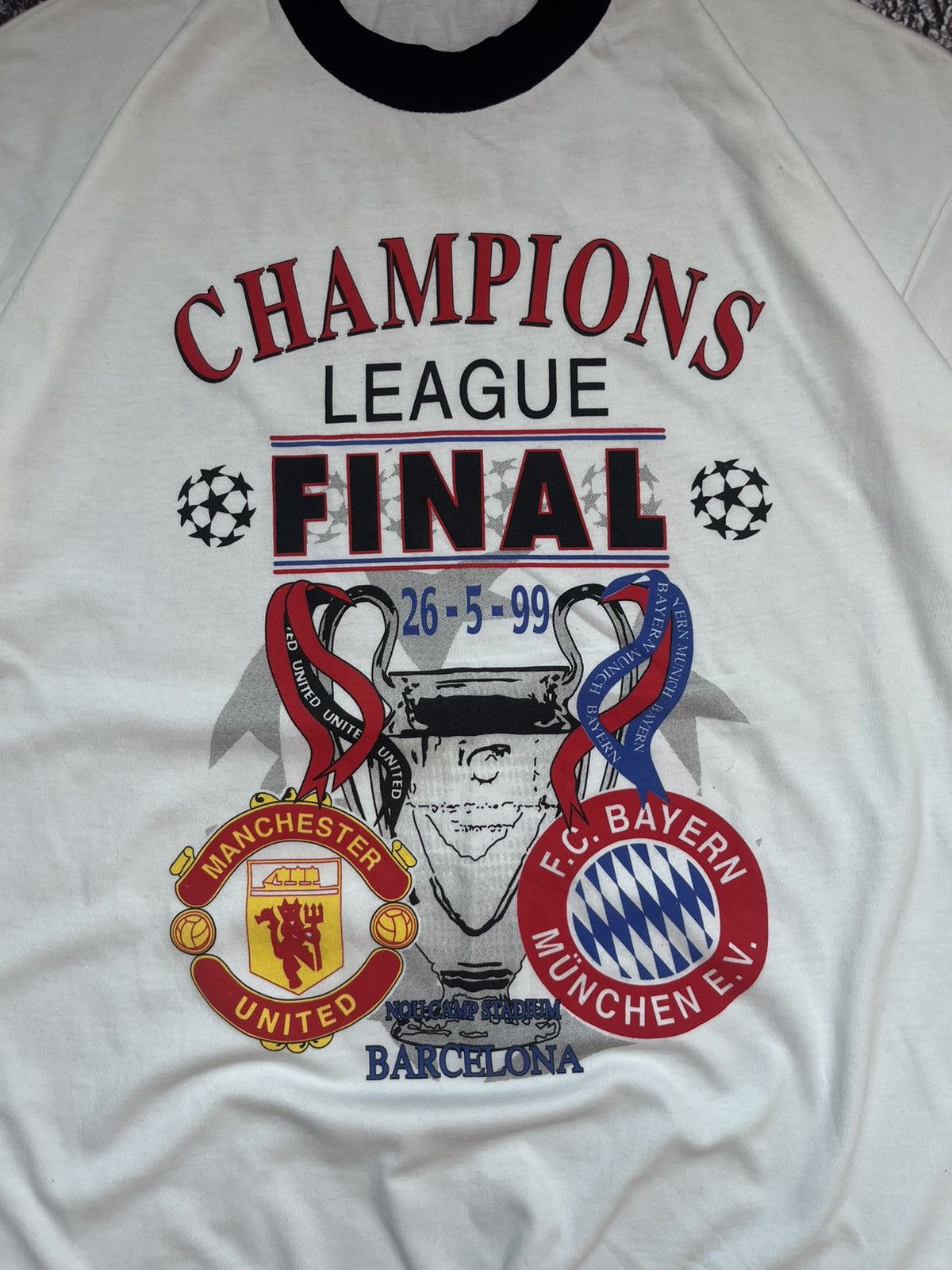 Vintage 1999 Manchester United Bayern Champions League Winners Tee Size US L / EU 52-54 / 3 - 3 Thumbnail