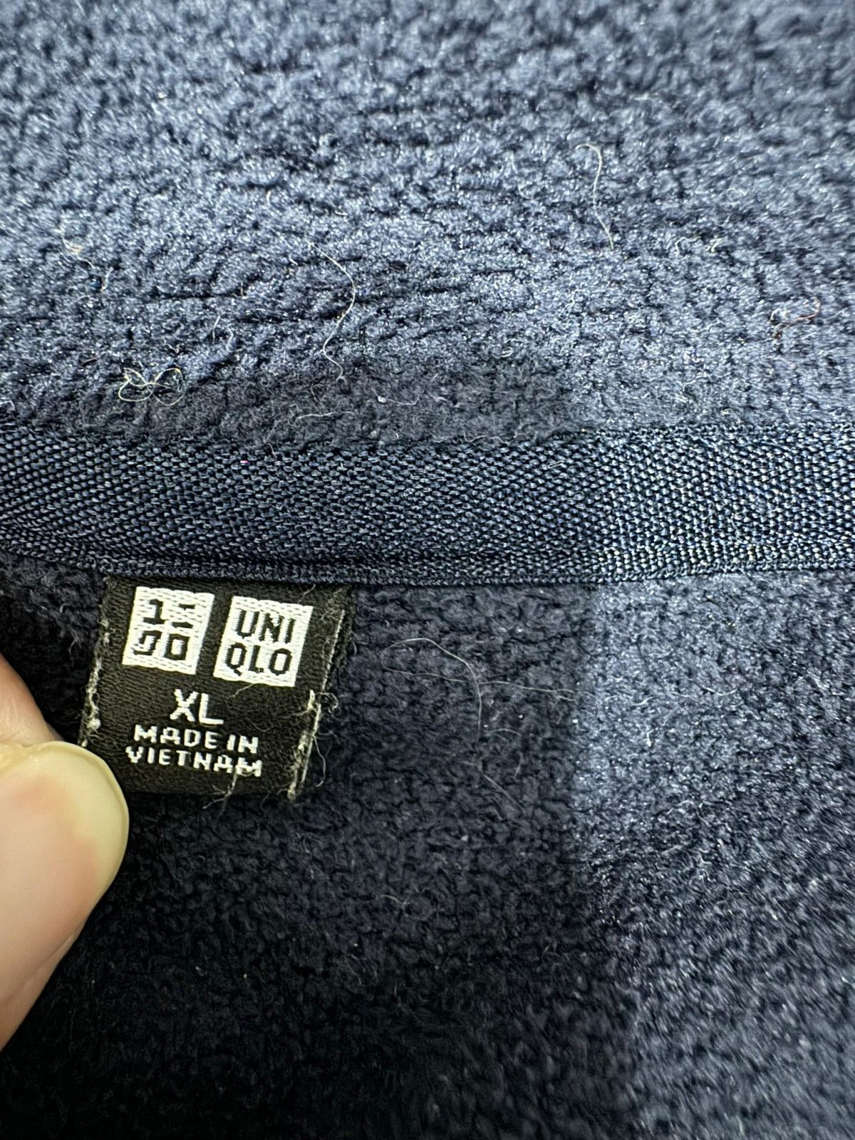 Uniqlo Uniqlo Hoodies Size US XL / EU 56 / 4 - 12 Thumbnail