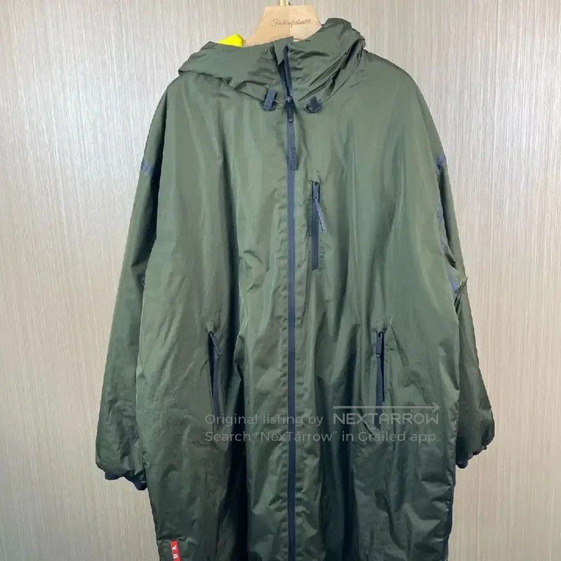 Prada Prada Olive Green Women's Cardigan. Size S / US 4 / IT 40 - 1 Thumbnail