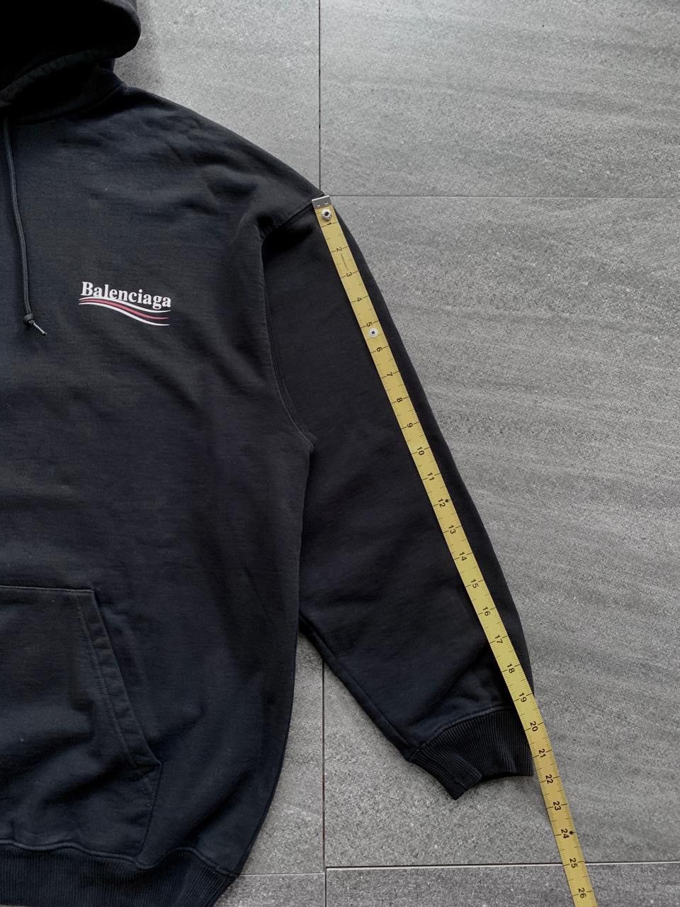 Balenciaga FREE TAX! Oversized Campaign Logo Hoodie in Black Size US M / EU 48-50 / 2 - 14 Thumbnail