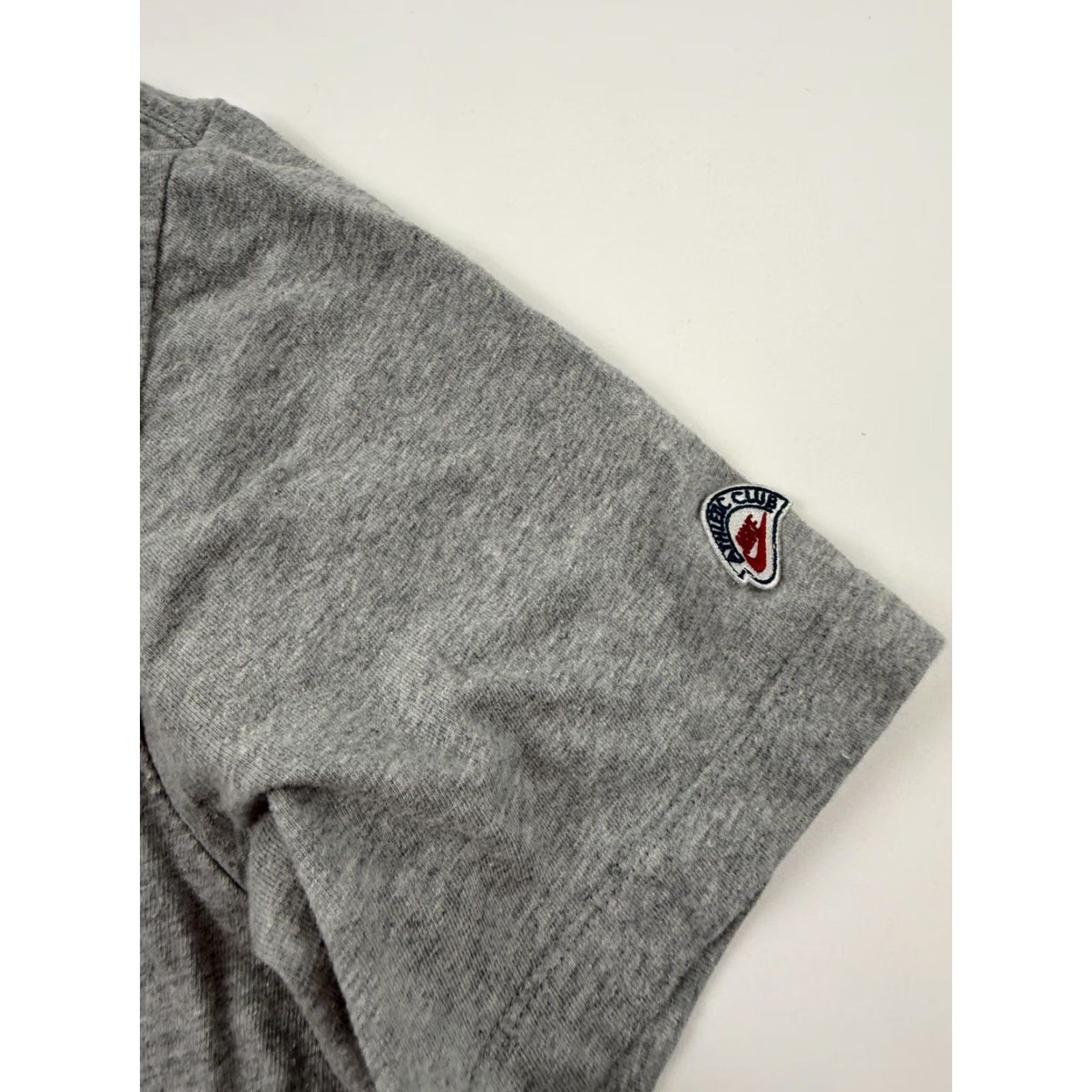 Nike Nike Shirt Mens M Heather Gray Graphic Sports Logo Tee Swoosh Athletic Club Size US M / EU 48-50 / 2 - 4 Thumbnail