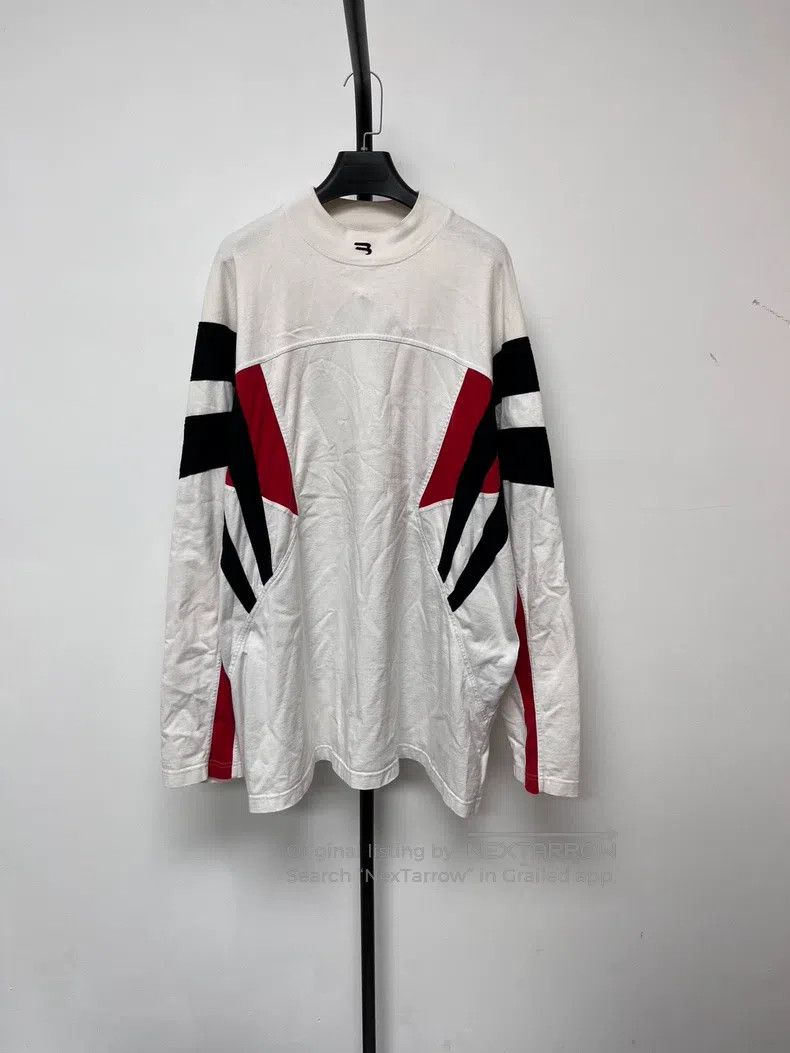 Balenciaga Balenciaga Color Block Round Neck Straight Sleeve T-Shirt Size US M / EU 48-50 / 2 - 1 Thumbnail