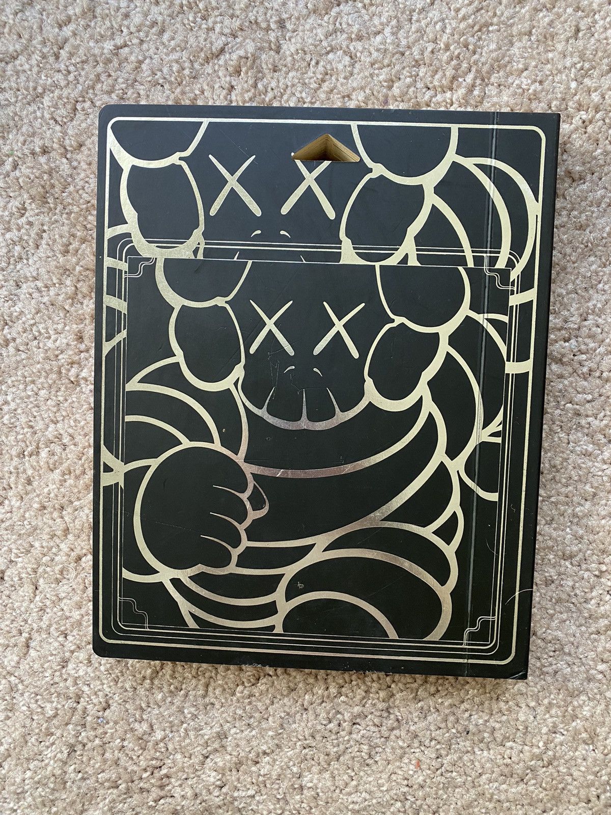 Kaws Kaws C10 the paintings of kaws hardcover book authentic Size ONE SIZE - 3 Thumbnail