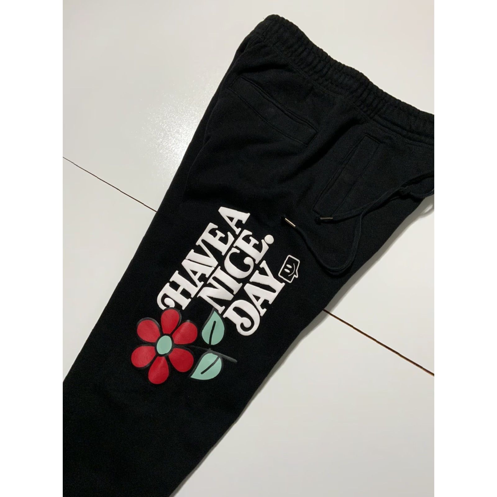 Vintage VINTAGE Sold Out Nice Kicks Have A Nice Day Heavyweight Fleece Black Jogger Sweatpants M Boys Girls Mens Womens Size US 31 - 7 Thumbnail