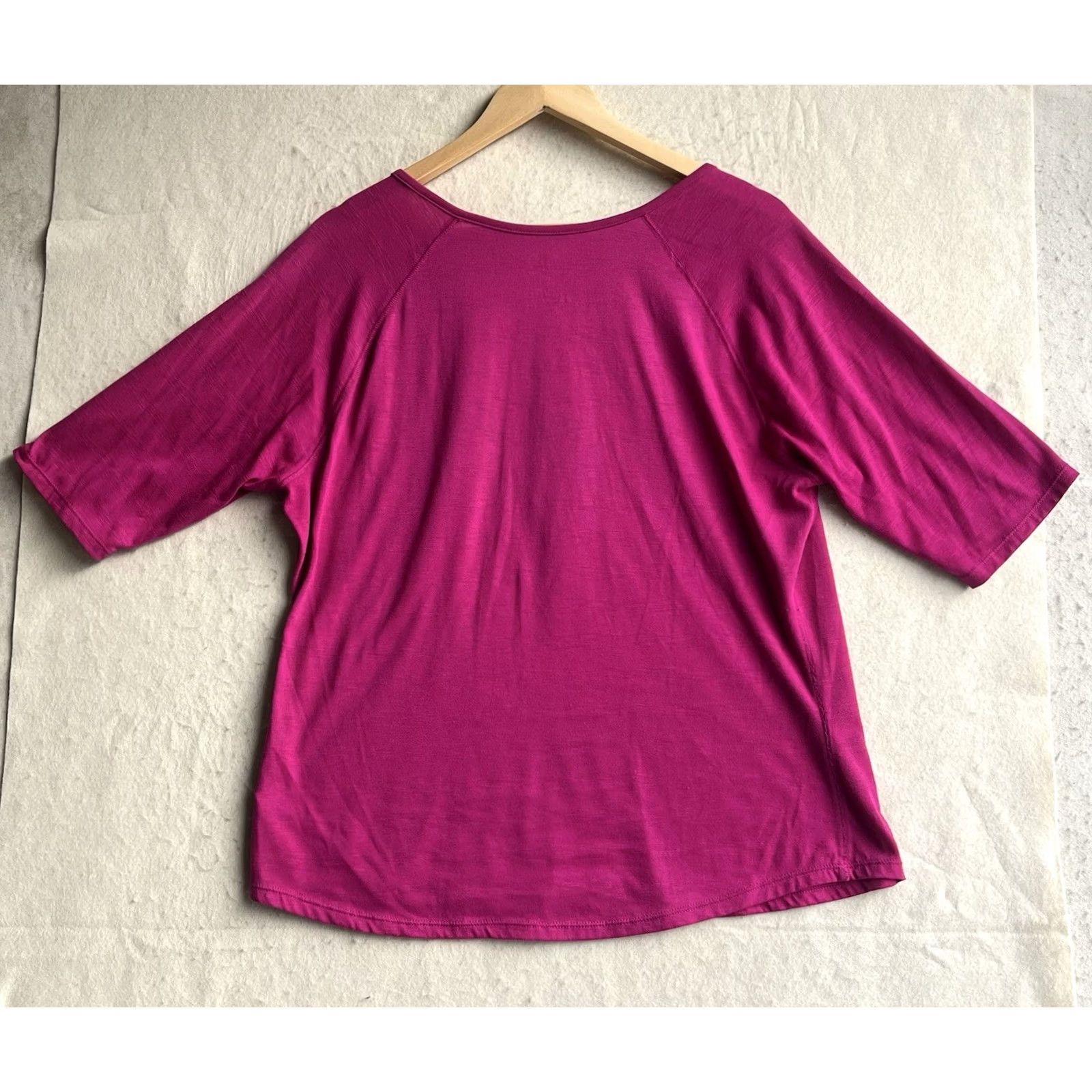 Mountain Hardwear Mountain Hardwear Pink Henley Neck Short Sleeve Top Womens XL T-Shirt Size XL / US 12-14 / IT 48-50 - 2 Thumbnail