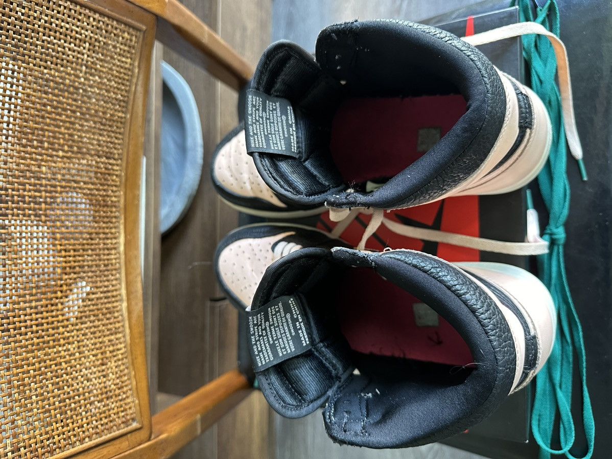 Jordan Brand × Nike Air Jordan 1 Retro High OG 'Crimson Tint' Size US 9.5 / EU 42-43 - 4 Thumbnail