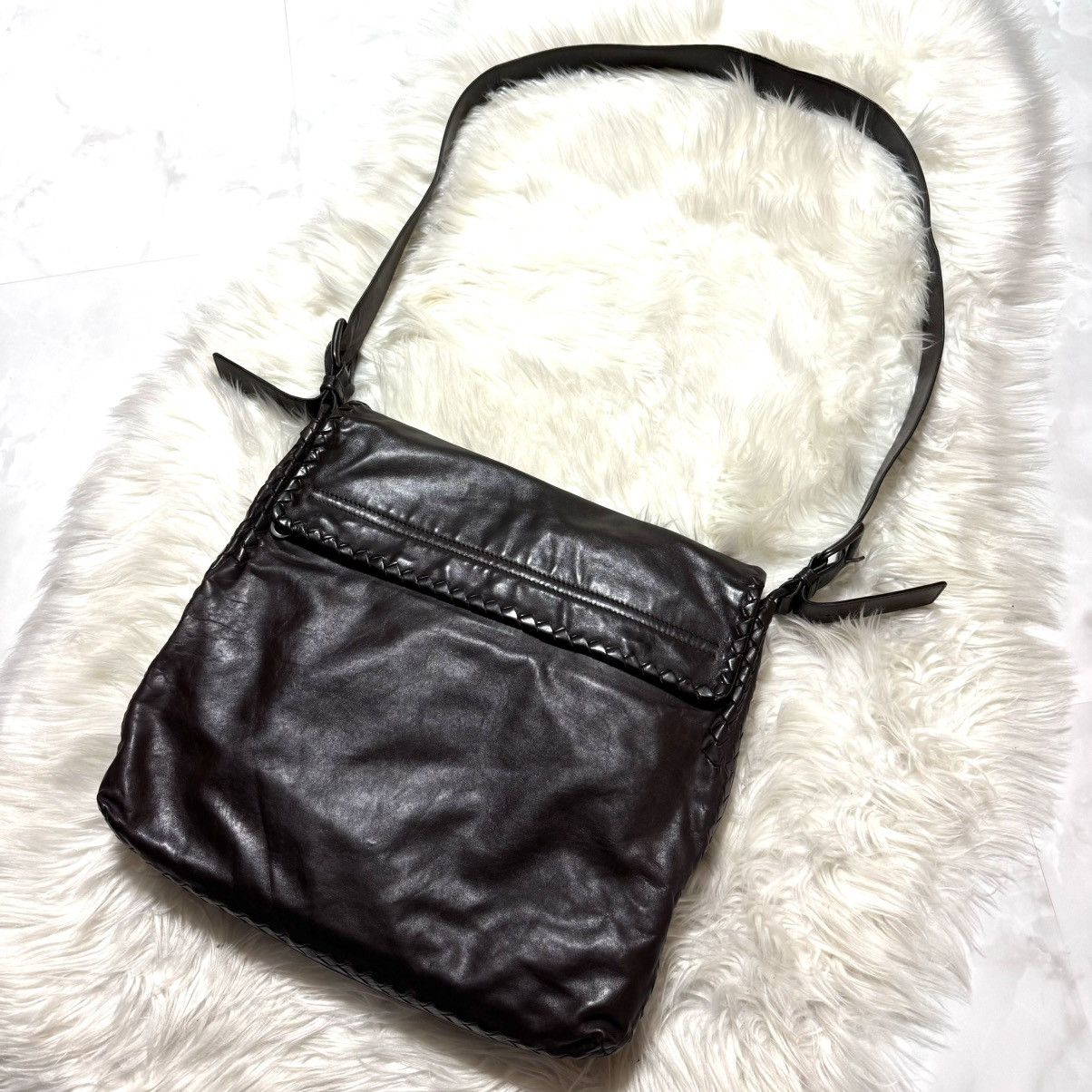 Bottega Veneta Bottega Veneta Intrecciato Piping Leather Shoulder Bag Size ONE SIZE - 10 Thumbnail