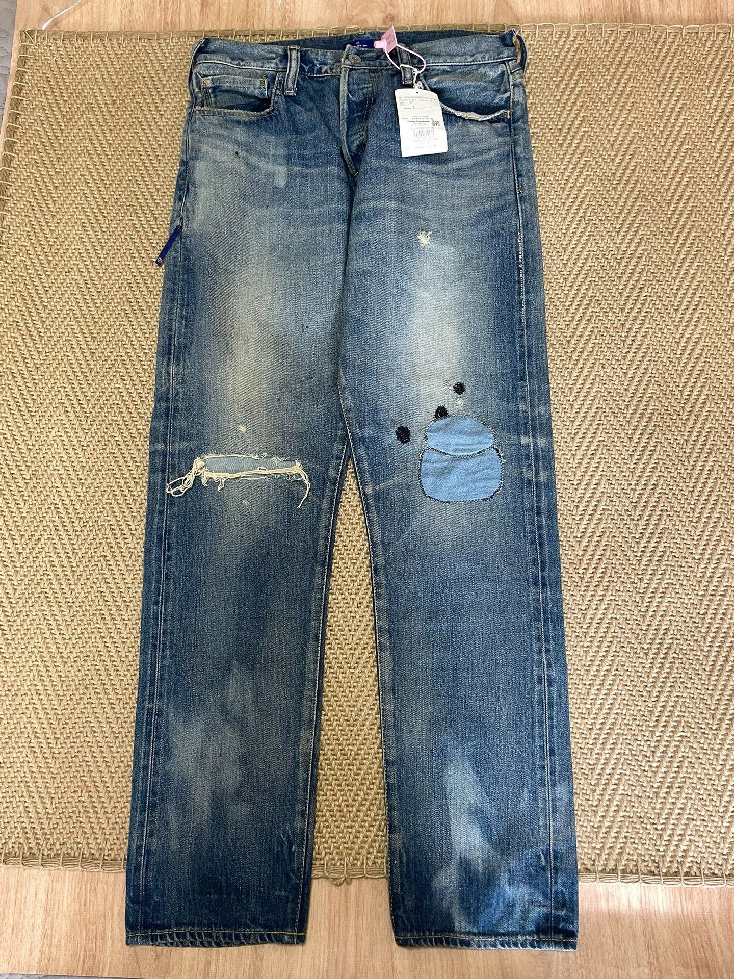 Vanquish denim by vanquish fragment distressed jeans Size US 30 / EU 46 - 1 Thumbnail