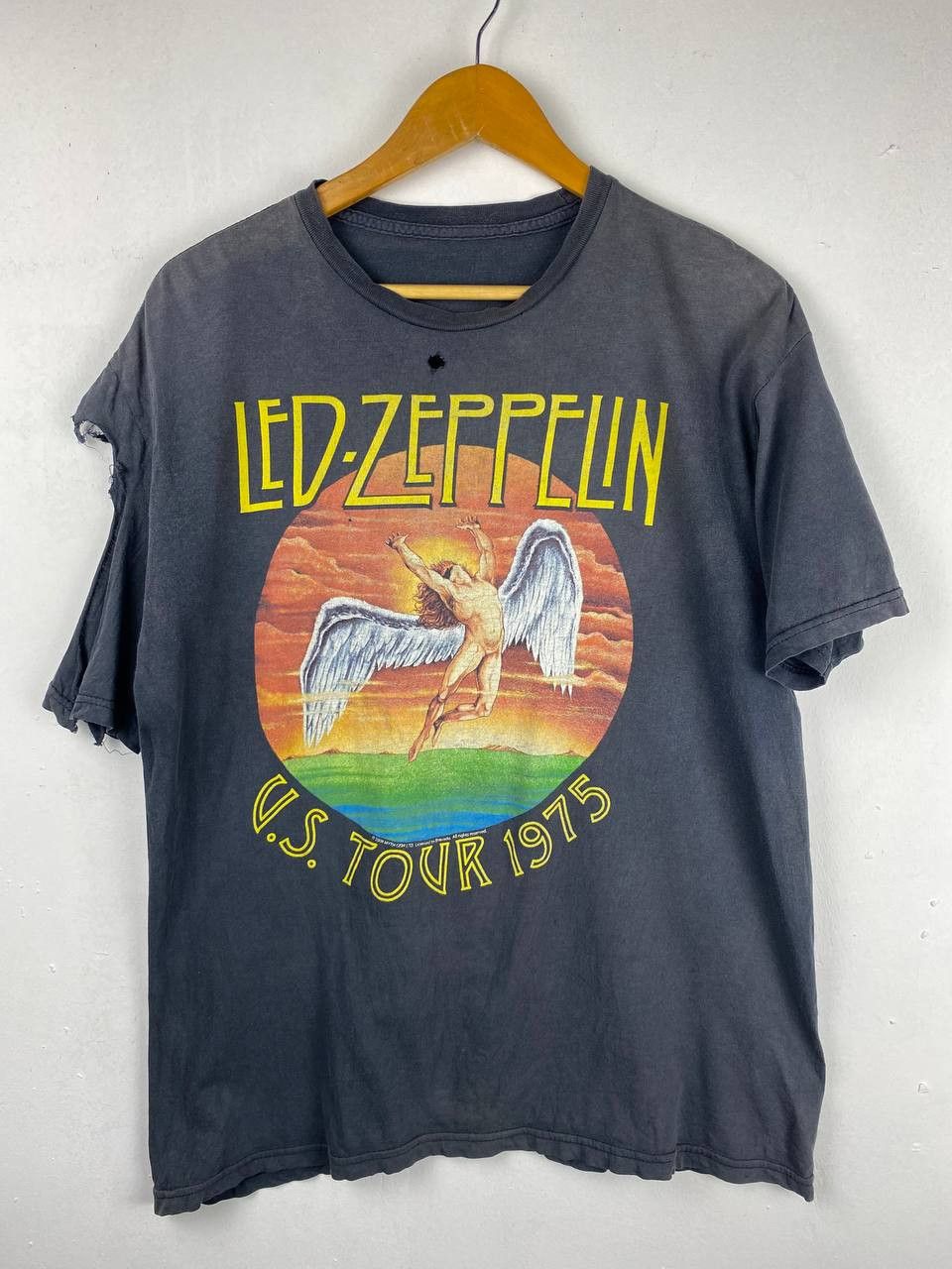 Band Tees vintage y2k led zeppelin distressed tee Size US M / EU 48-50 / 2 - 1 Thumbnail