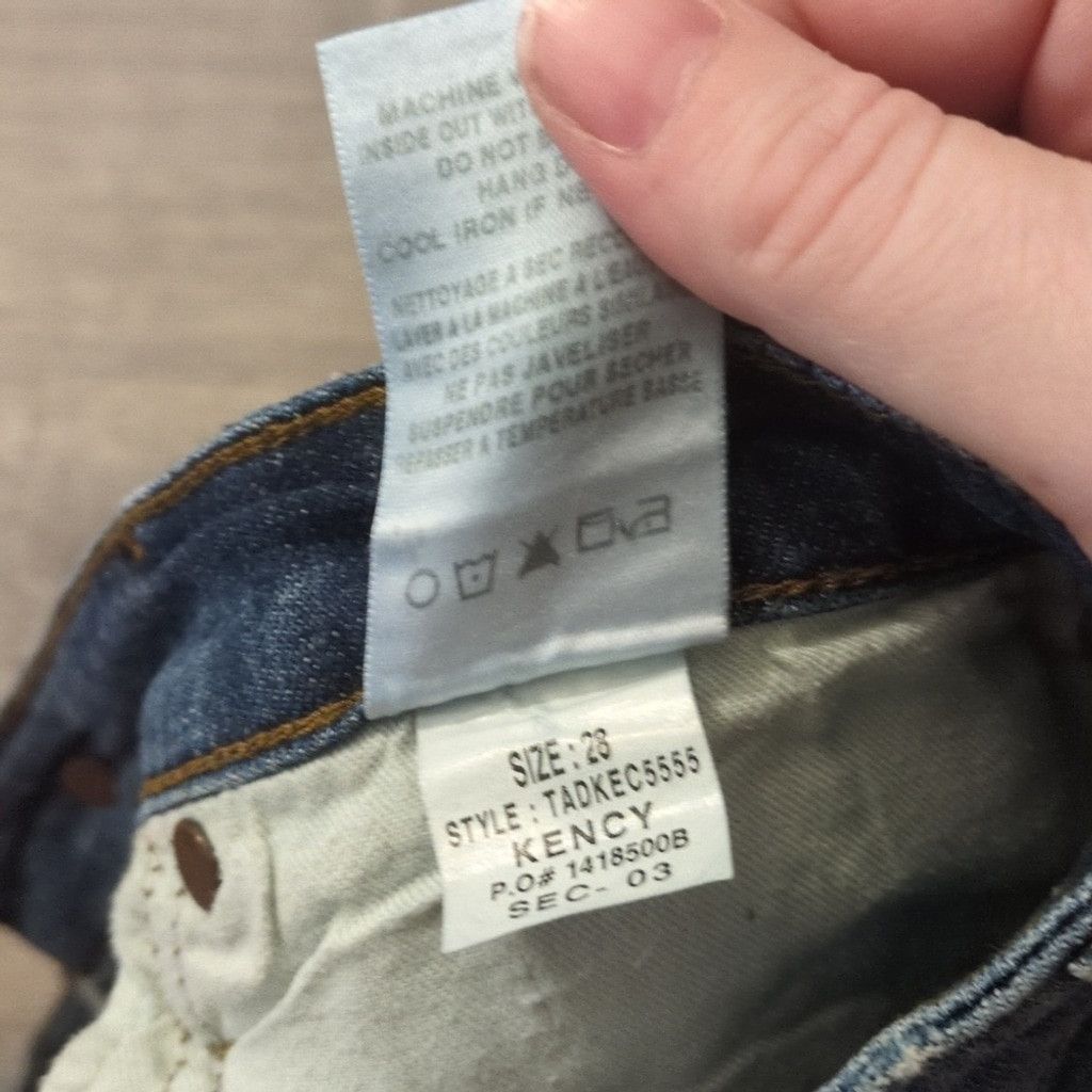 Joe's Joe's kency slim crop boyfriend distress jean shorts size 28 Size 28" / US 6 / IT 42 - 8 Thumbnail