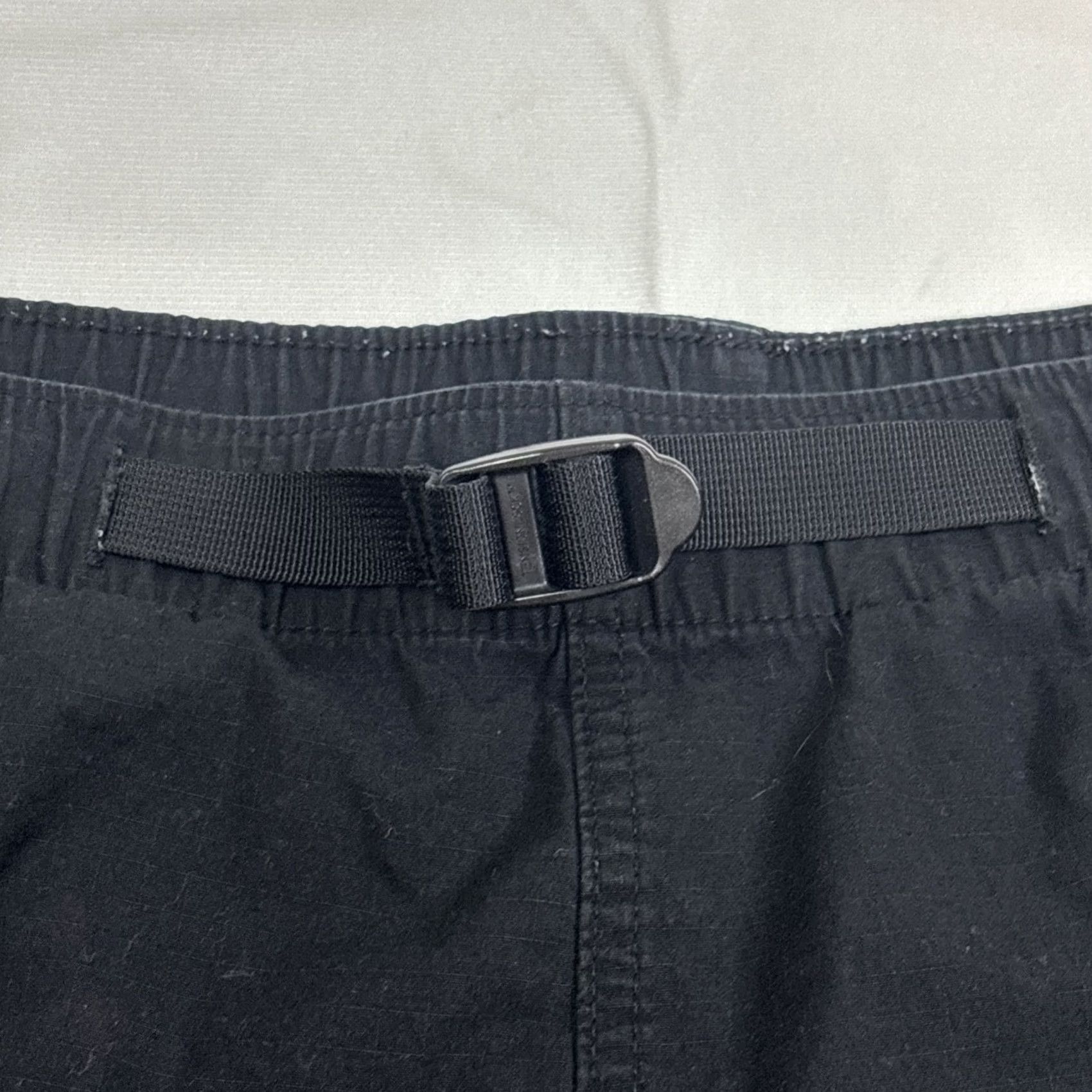 The North Face The North Face Hiking Shorts Men’s Large Black Built In Belt Snap Pockets Cargo Pockets Mens L Black Size US 33 - 4 Thumbnail