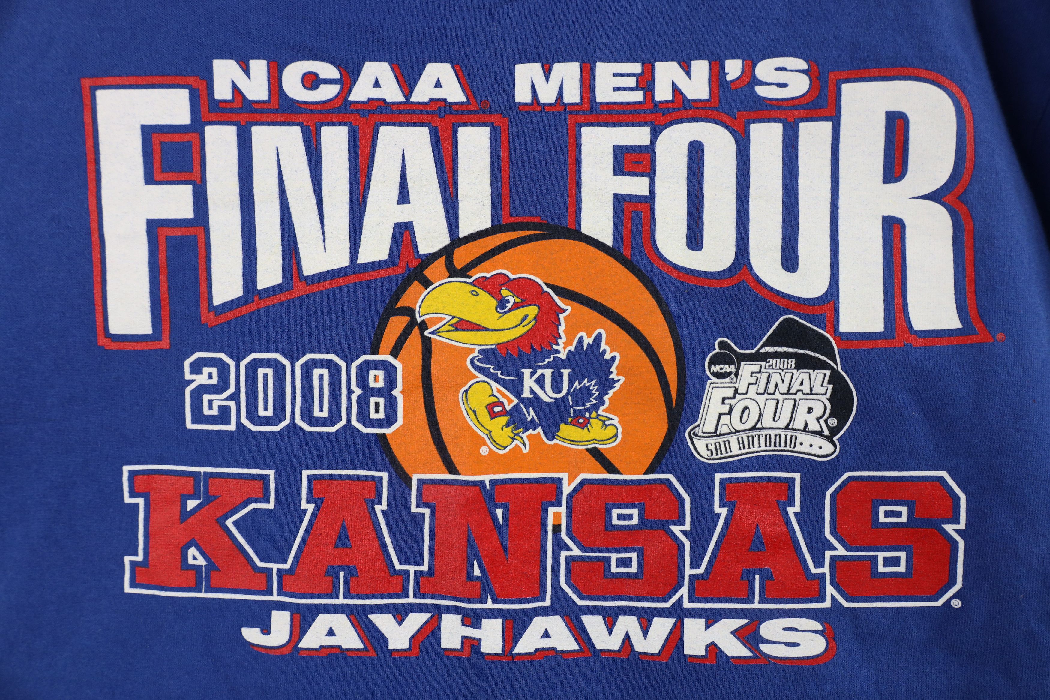 Vintage Vintage Y2K Four Kansas University Basketball T-Shirt Blue Size US L / EU 52-54 / 3 - 4 Thumbnail
