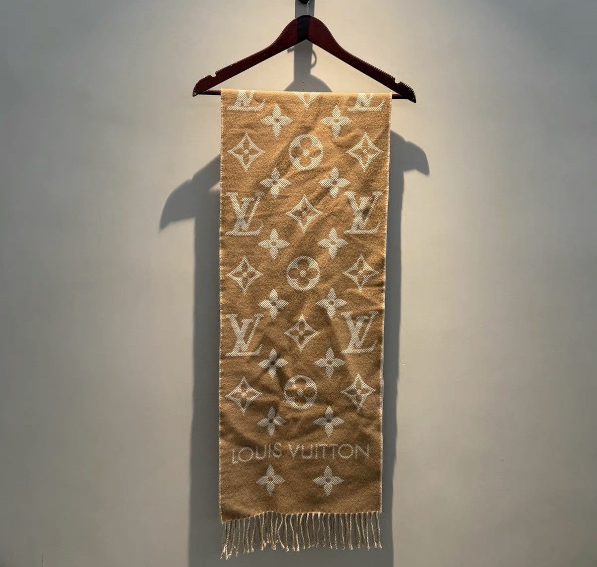 Louis Vuitton Louis Vuitton Monogram Cashmere Scarf - Brown Size ONE SIZE - 1 Thumbnail