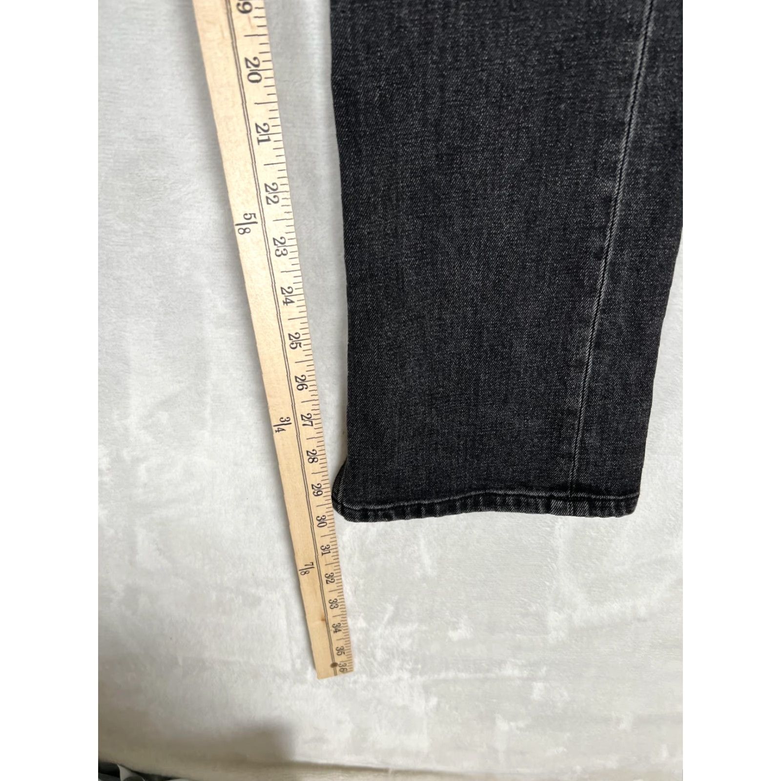 Abercrombie & Fitch Abercrombie & Fitch The Skinny High Rise Jeans Womens 6S Black Slit Denim Size 28" / US 6 / IT 42 - 4 Thumbnail