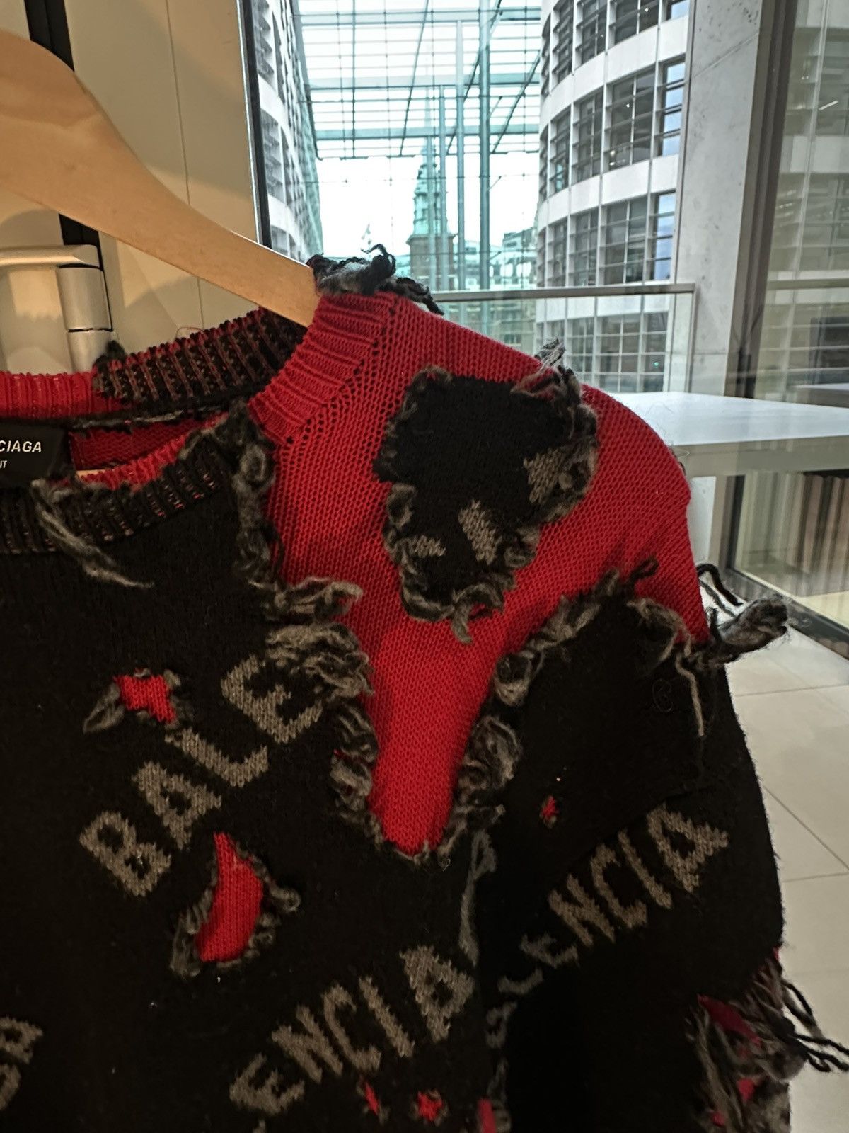 Balenciaga BALENCIAGA DESTROYED LOGO CREW KNIT Size US S / EU 44-46 / 1 - 11 Thumbnail