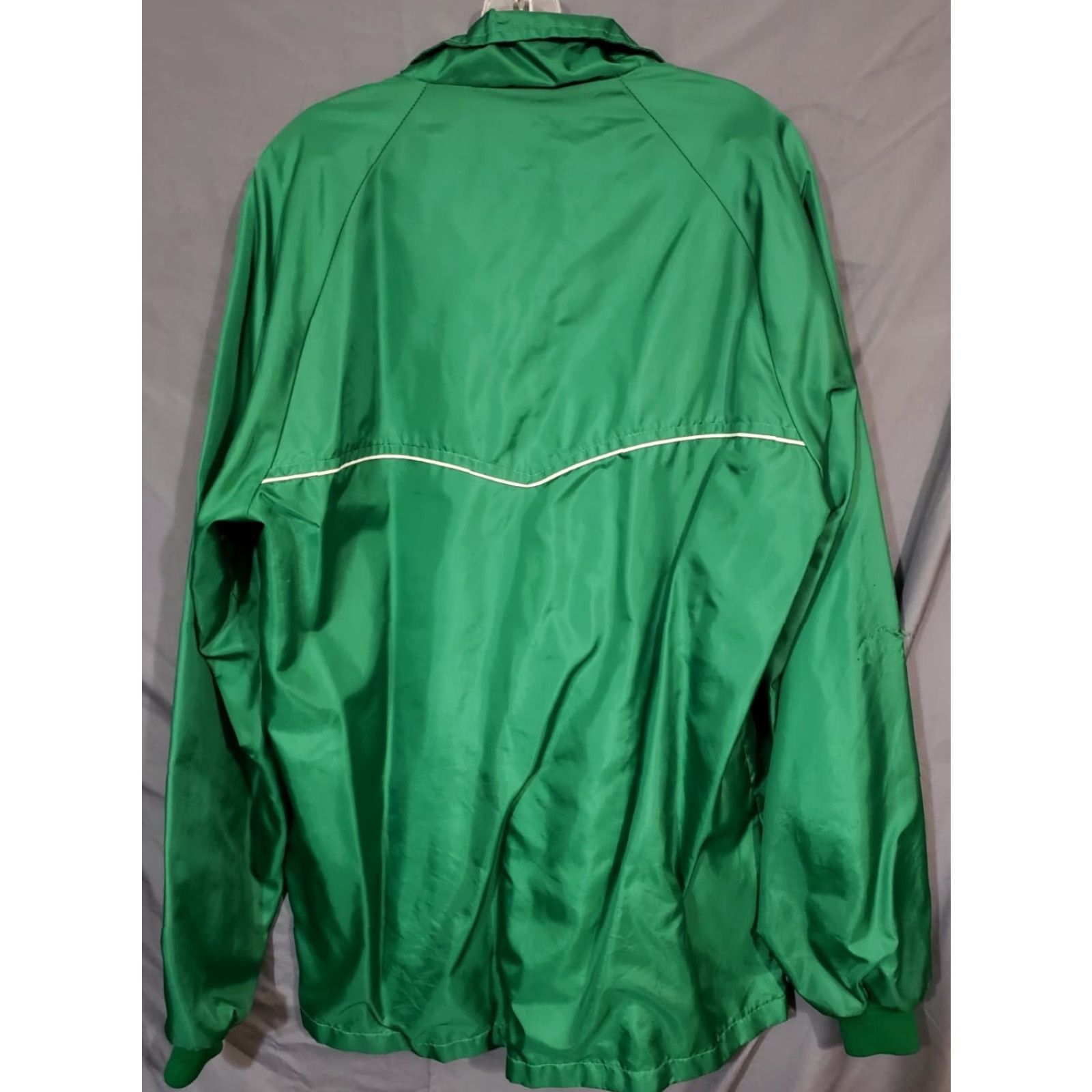 Vintage VINTAGE Swingster Pioneer Seed Full Zip Satin Jacket Men L Green USA Swingster Pioneer Seed Full Zip Satin Jacket Mens Large Green USA Jacket Size US L / EU 52-54 / 3 - 2 Thumbnail