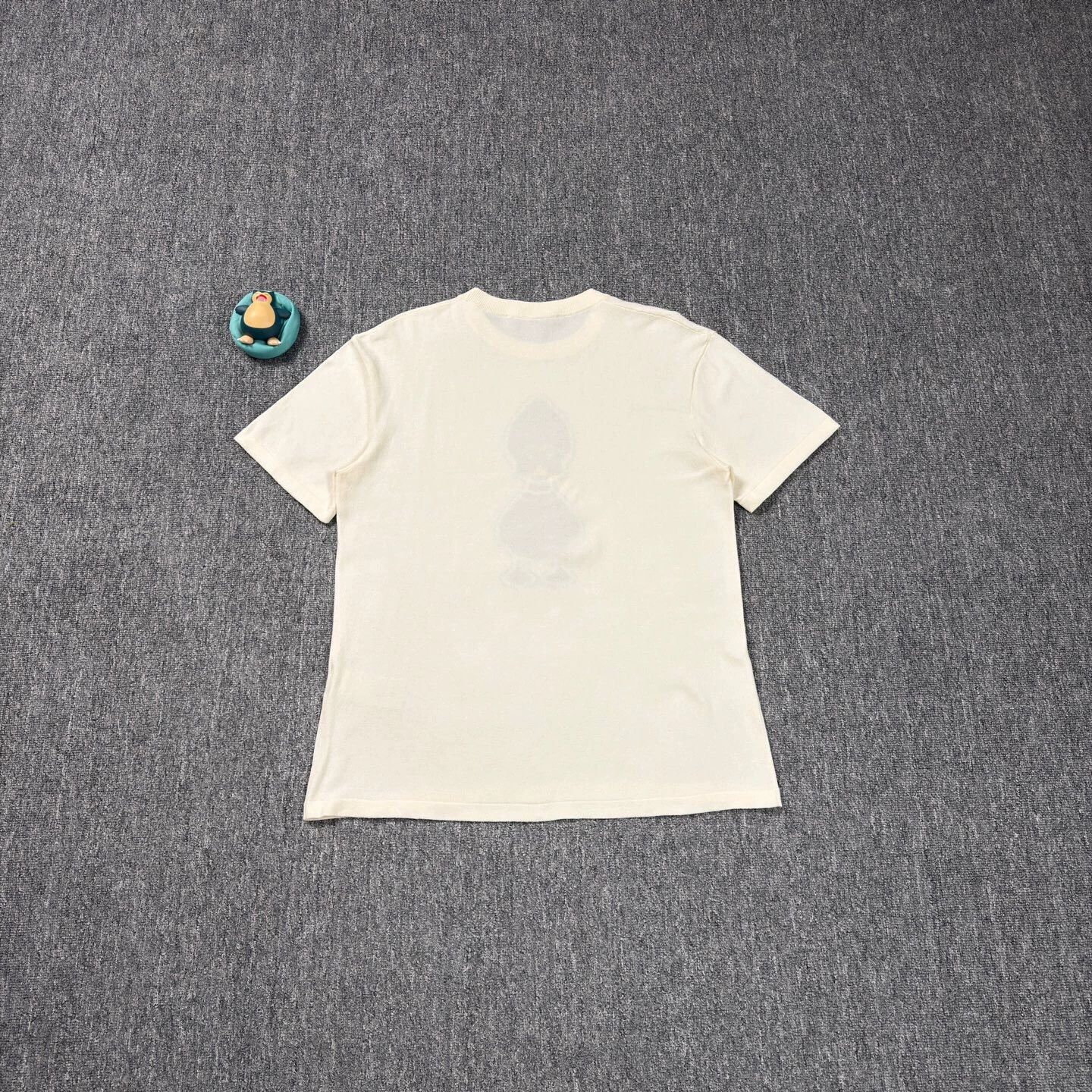 Louis Vuitton LV Nigo duck print ivory knit short-sleeve M Size US M / EU 48-50 / 2 - 2 Thumbnail