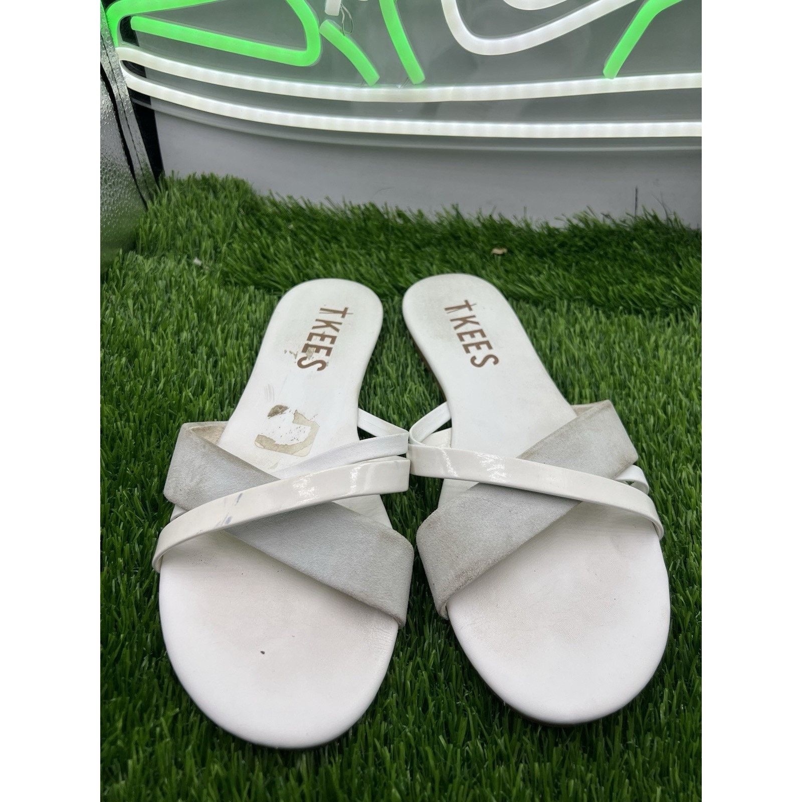 Other TKees Kenzie White Womens Sandals Flip Flops Size 7 Size US 7 / IT 37 - 3 Thumbnail