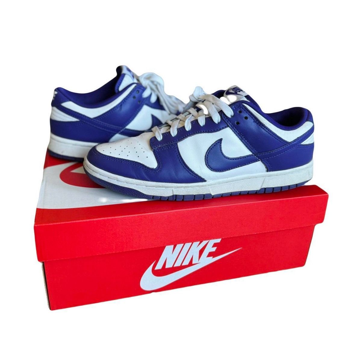 Nike Size 9.5 - Nike Dunk Low Retro Court Purple 2022 Size US 9.5 / EU 42-43 - 1 Thumbnail