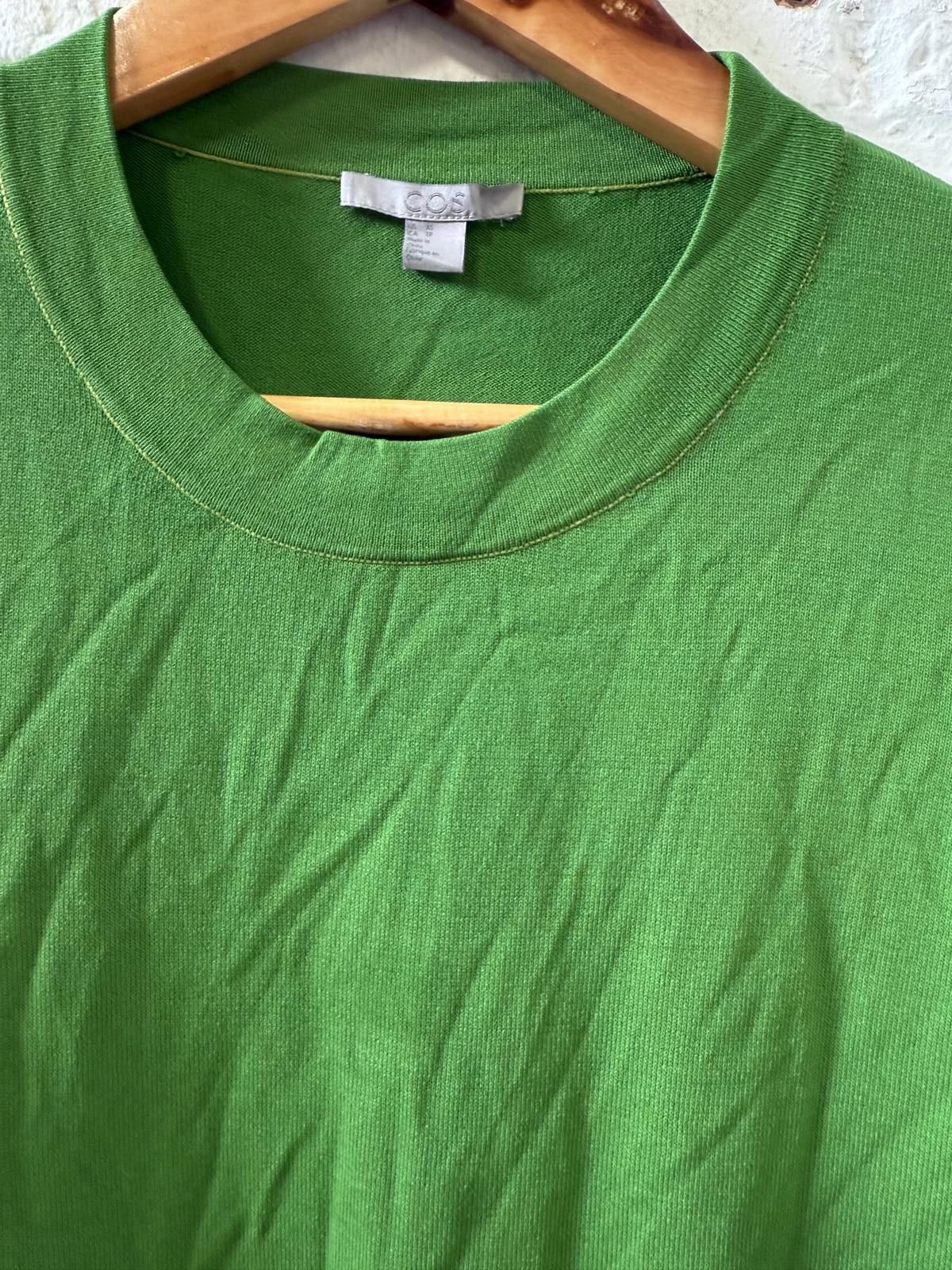Escada Escada Green Long Sleeve Peplum Top Size XS / US 0-2 / IT 36-38 - 2 Thumbnail