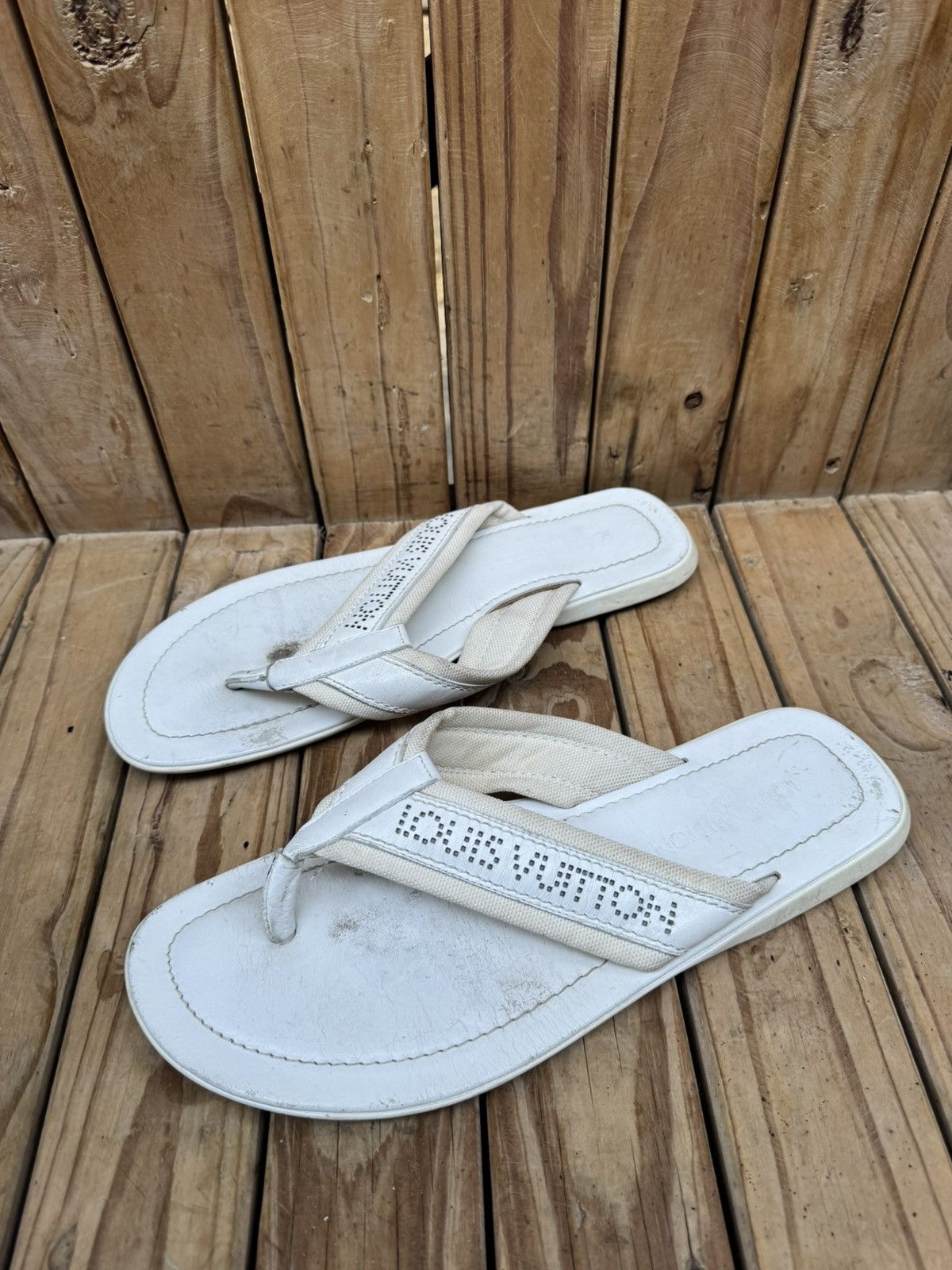 Louis Vuitton Louis vuitton White Leather strappy Men’s sandals UK 10.5 Size US 11.5 / EU 44-45 - 2 Thumbnail