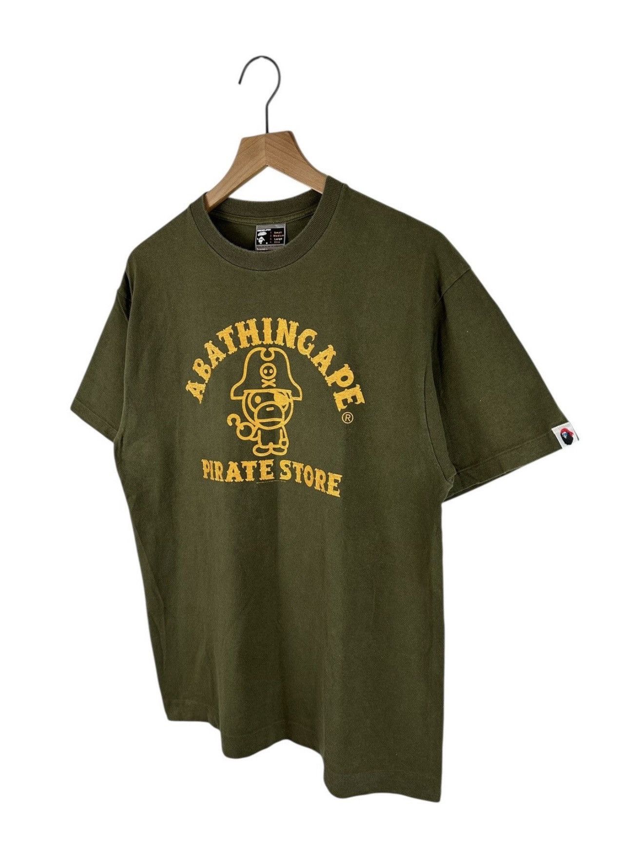 Bape 2009 Bape milo pirate shirt Size US L / EU 52-54 / 3 - 2 Thumbnail