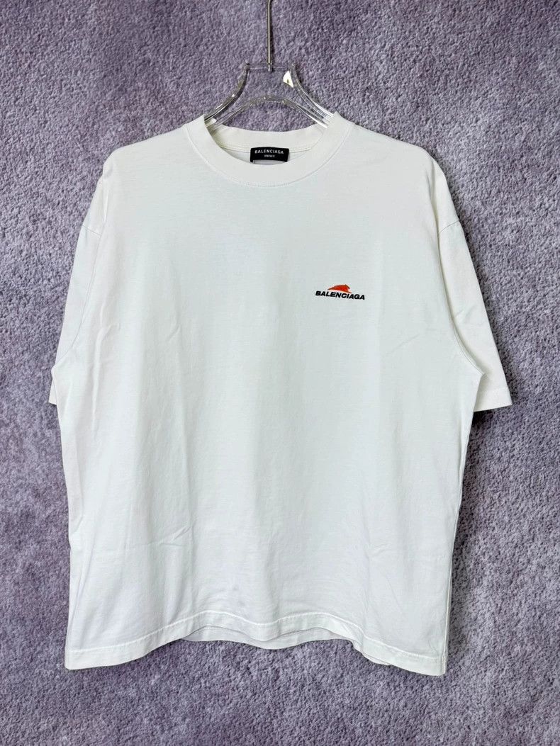 Balenciaga Balenciaga White tiger head embroidery short-sleeve Size US M / EU 48-50 / 2 - 1 Thumbnail