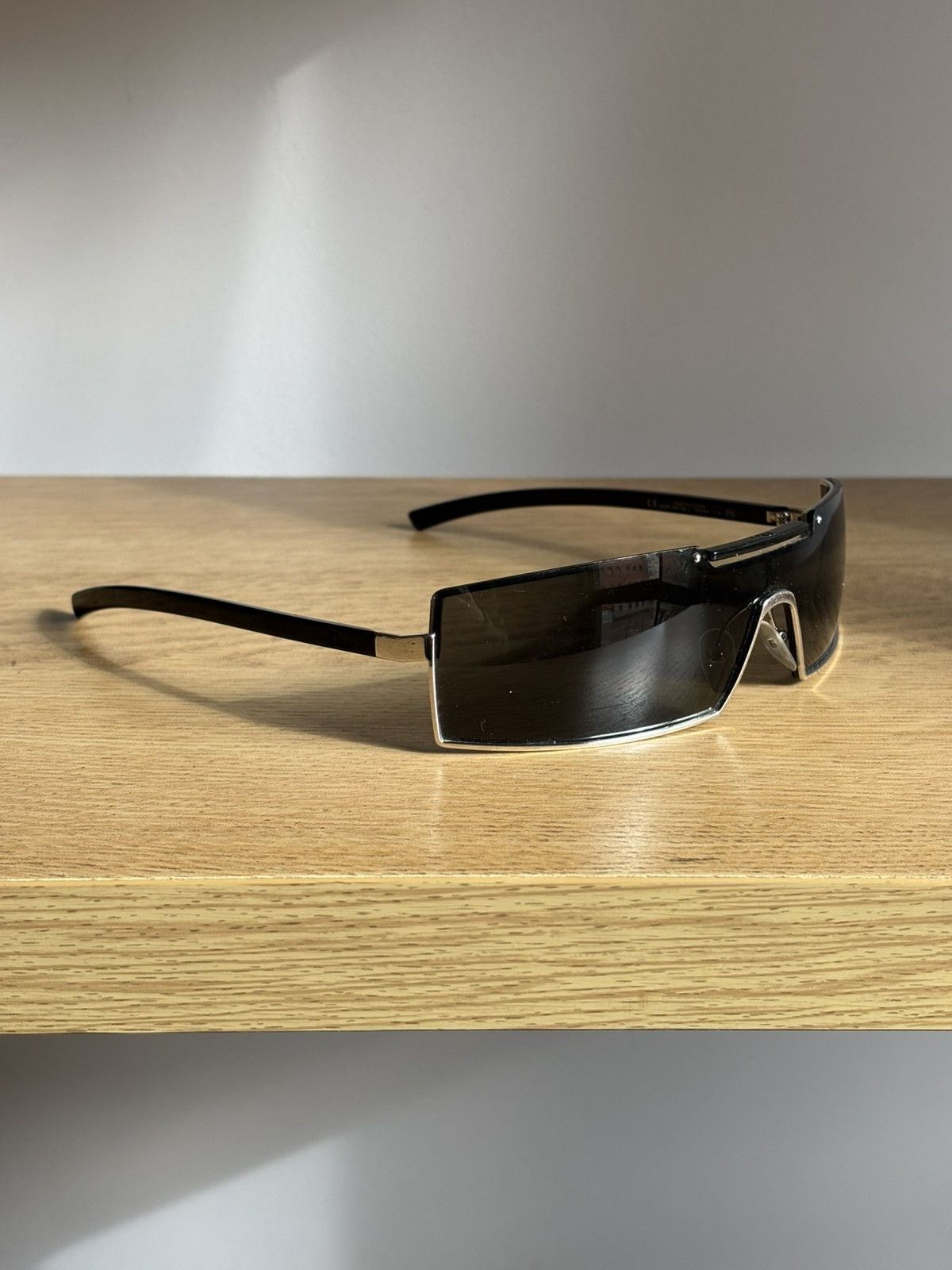 Dior Dior Sunglasses Viktim 2 Wrap Shield Symbole Star Flame Size ONE SIZE - 4 Thumbnail