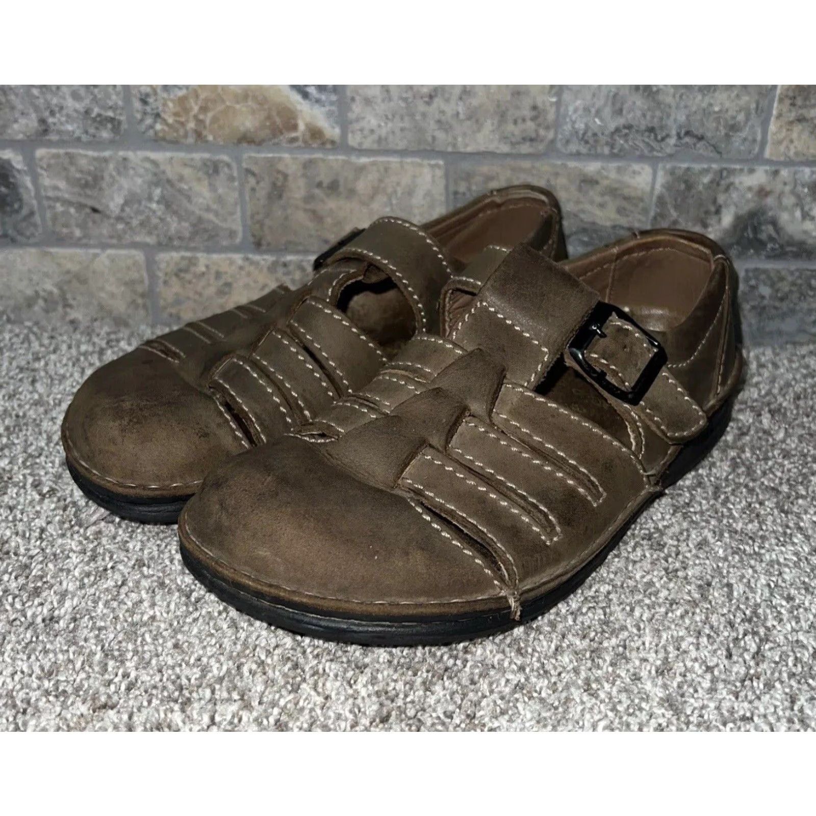 Birkenstock Birkenstock Brown Leather Sandals Womens 37 Slip-On Unisex Adults Sandal Casual Size US 7 / IT 37 - 2 Thumbnail