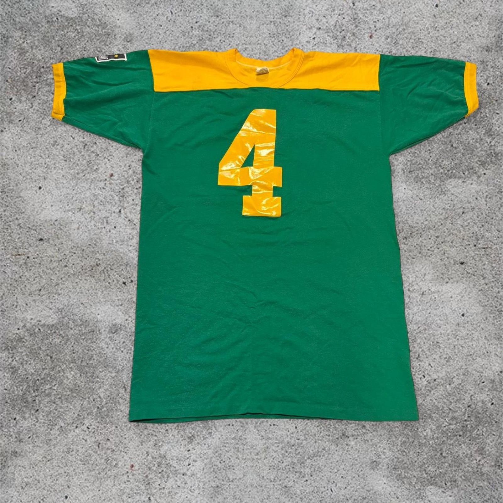 Russell Athletic 1970s green and yellow vintage Size US L / EU 52-54 / 3 - 1 Thumbnail