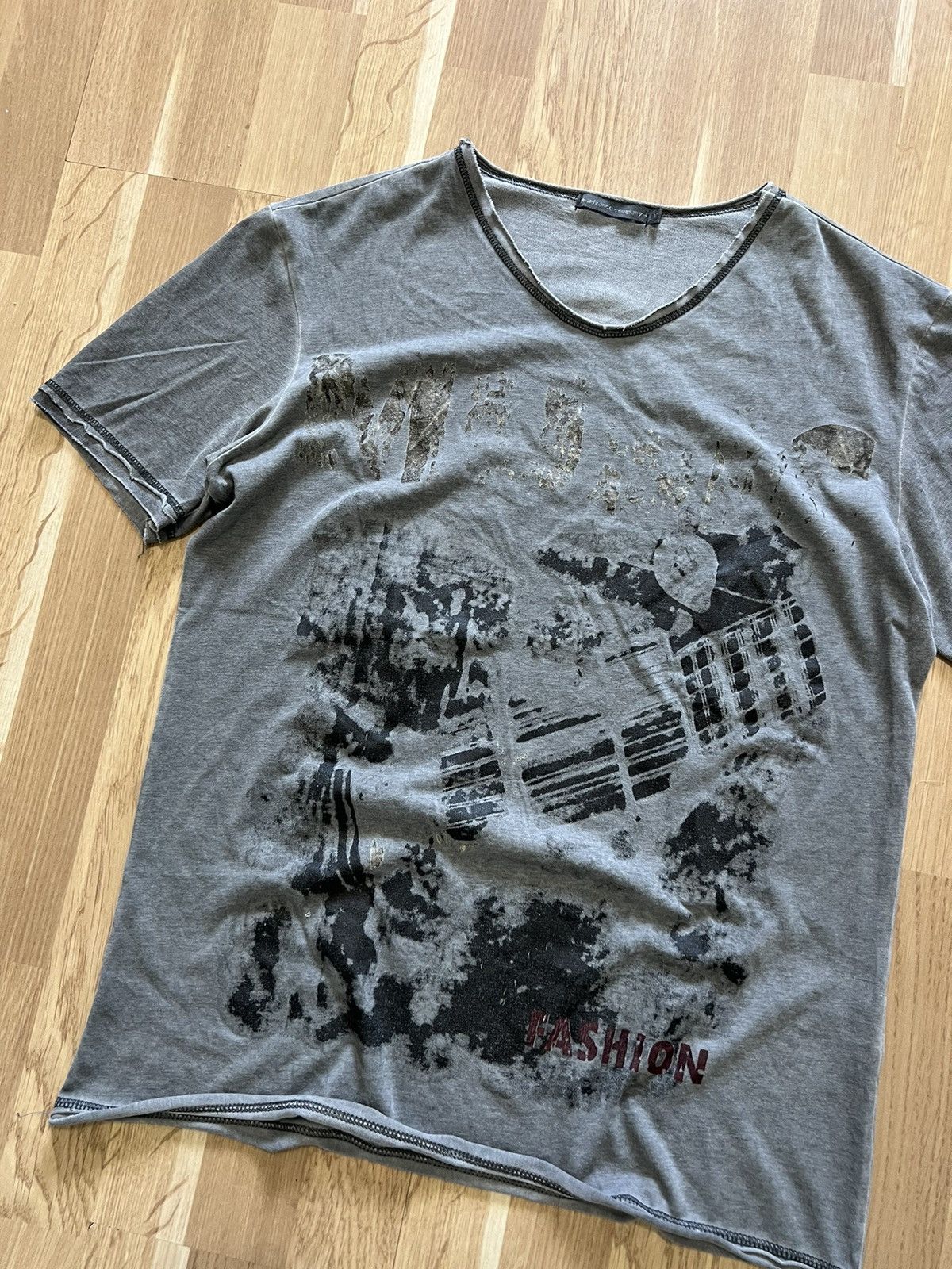 Vintage Affliction grunge tee shirt y2k skater emo goth cybery2k Size US M / EU 48-50 / 2 - 4 Thumbnail