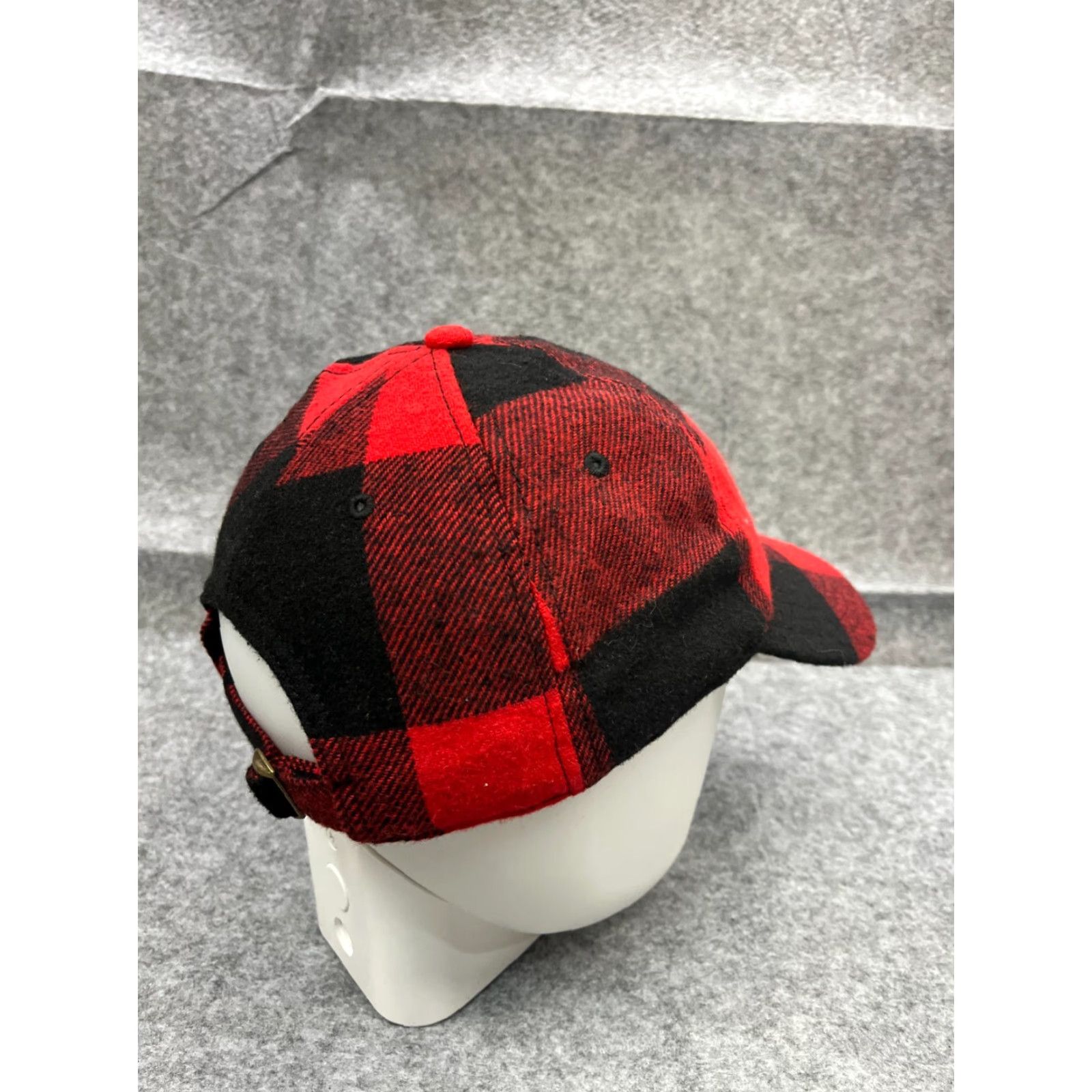 Vintage NOBO Hat Cap Strap Back Adult One Size Red Black Plaid Flannel Poly Wool Lumberj Size ONE SIZE - 7 Thumbnail