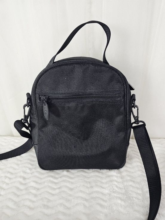 Tumi Tumi T2 black Ballistic Nylon Camera Shoulder Bag Vintage Size ONE SIZE - 5 Thumbnail