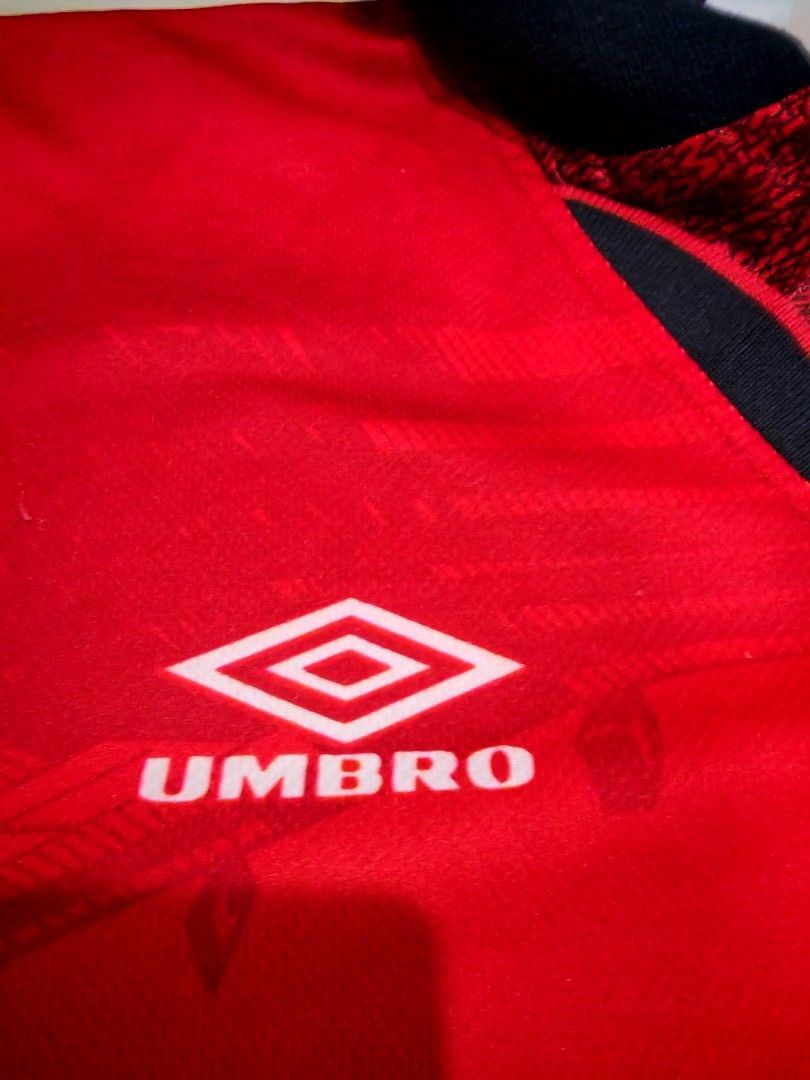 Umbro Man United Umbro 94/95 Home Jersey Size US L / EU 52-54 / 3 - 6 Thumbnail