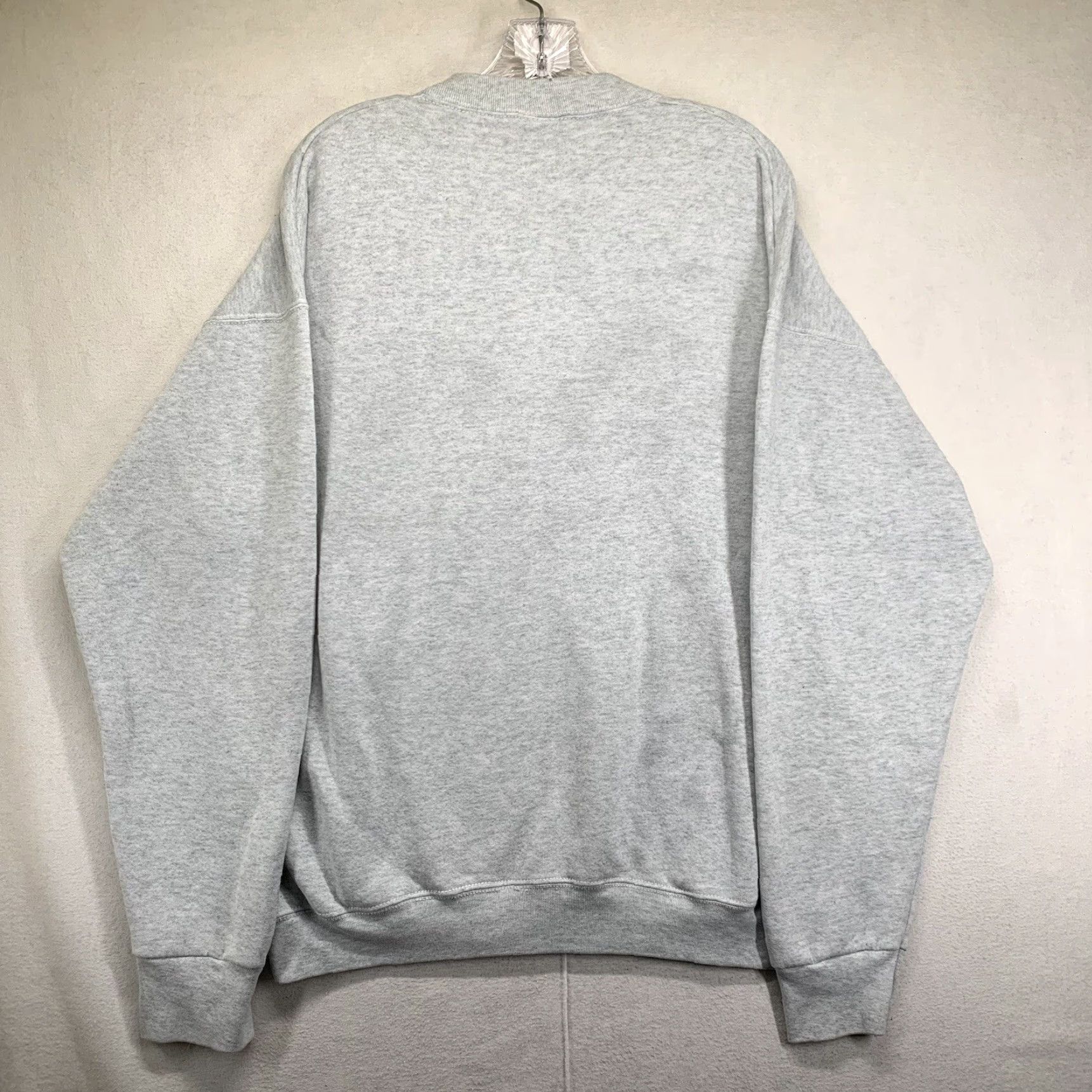 Vintage VINTAGE Artex Sportswear XL Crewneck Sweatshirt Embroidered Snowflake Christmas Gray Pullover Unisex Adults 90s Decade Size US XL / EU 56 / 4 - 3 Thumbnail