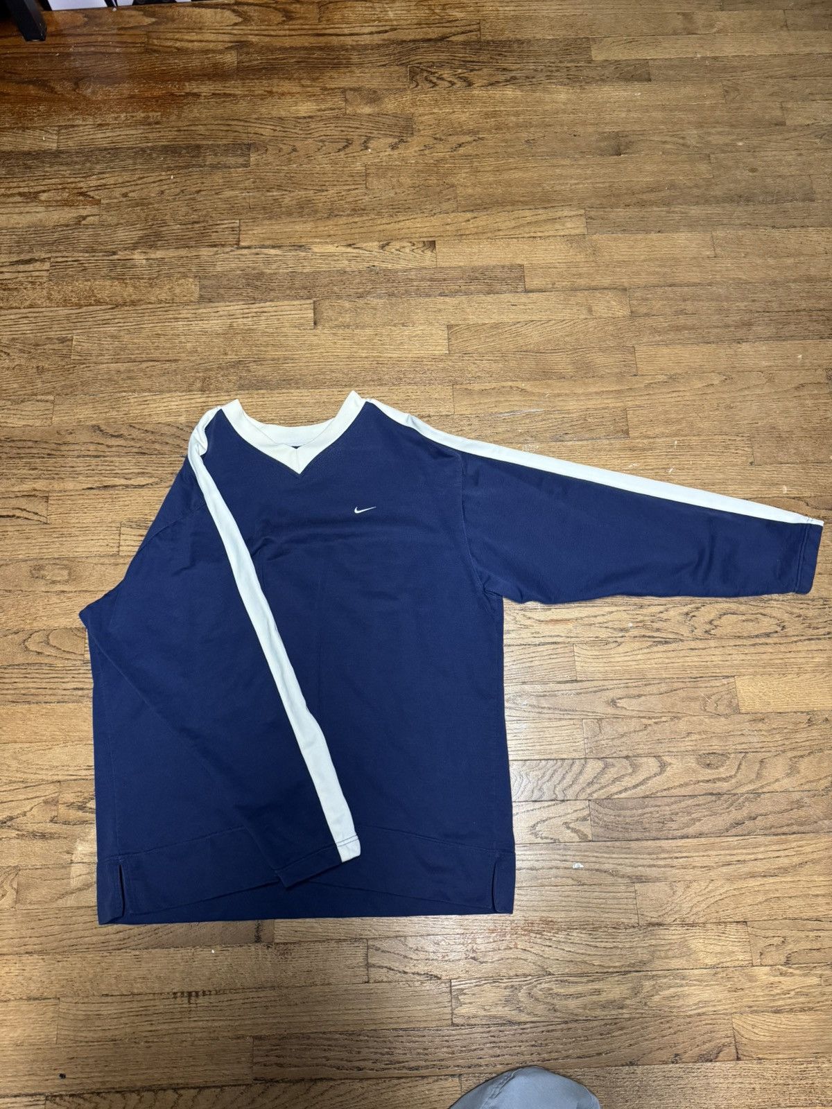 Nike Vintage official Nike crewneck Size US XL / EU 56 / 4 - 1 Thumbnail