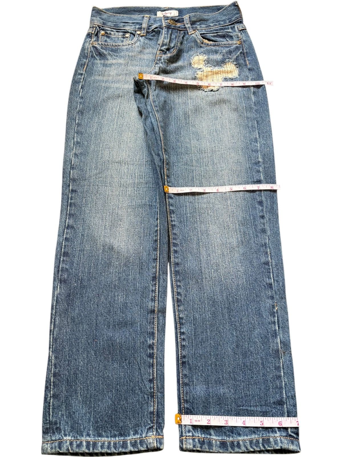 Disney Vintage Disney Patches And Printed Distressed Jeans Size 28" / US 6 / IT 42 - 8 Thumbnail