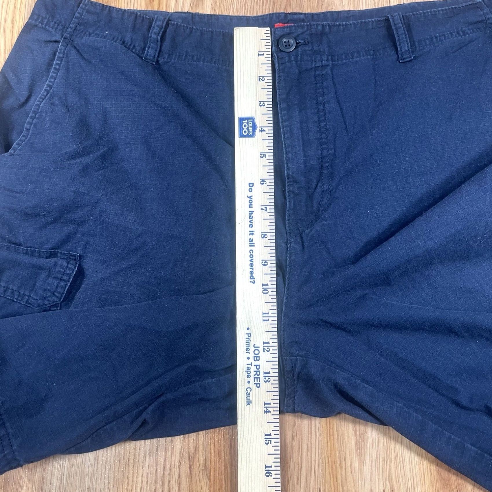 Izod IZOD Shorts Mens 38 Cargo Khaki Chino Utility Flat Front Pockets Size Navy Size US 38 / EU 54 - 5 Thumbnail