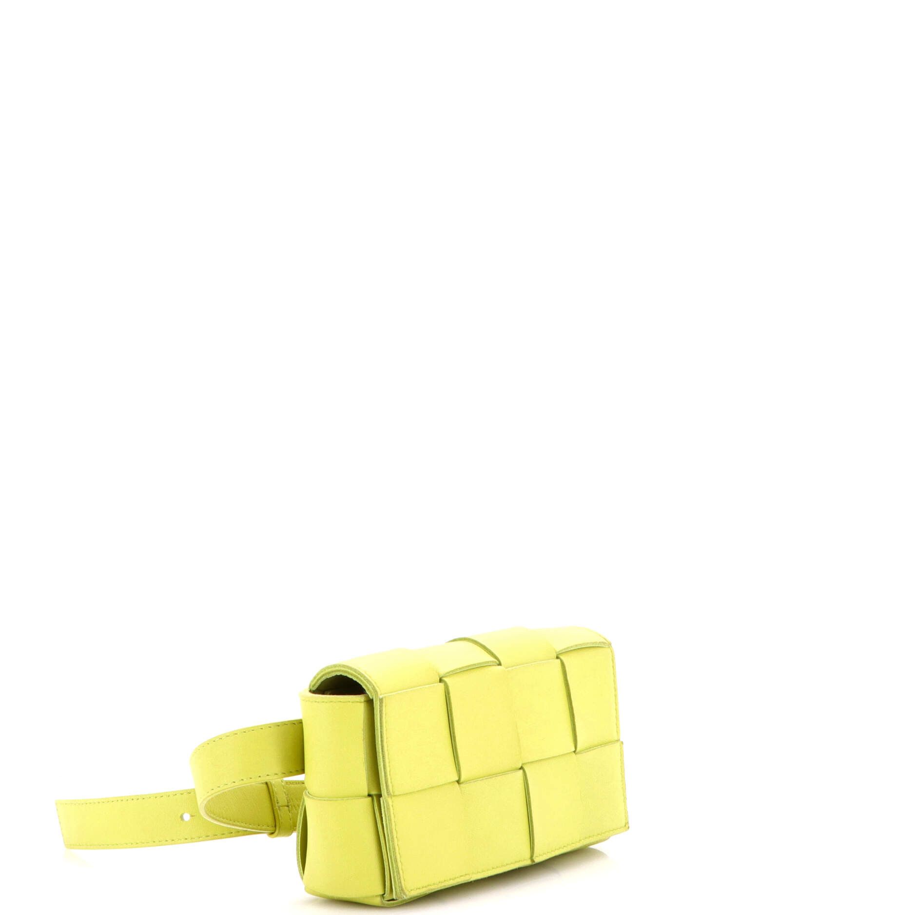 Bottega Veneta Cassette Belt Bag Maxi Intrecciato Leather Size ONE SIZE - 1 Thumbnail