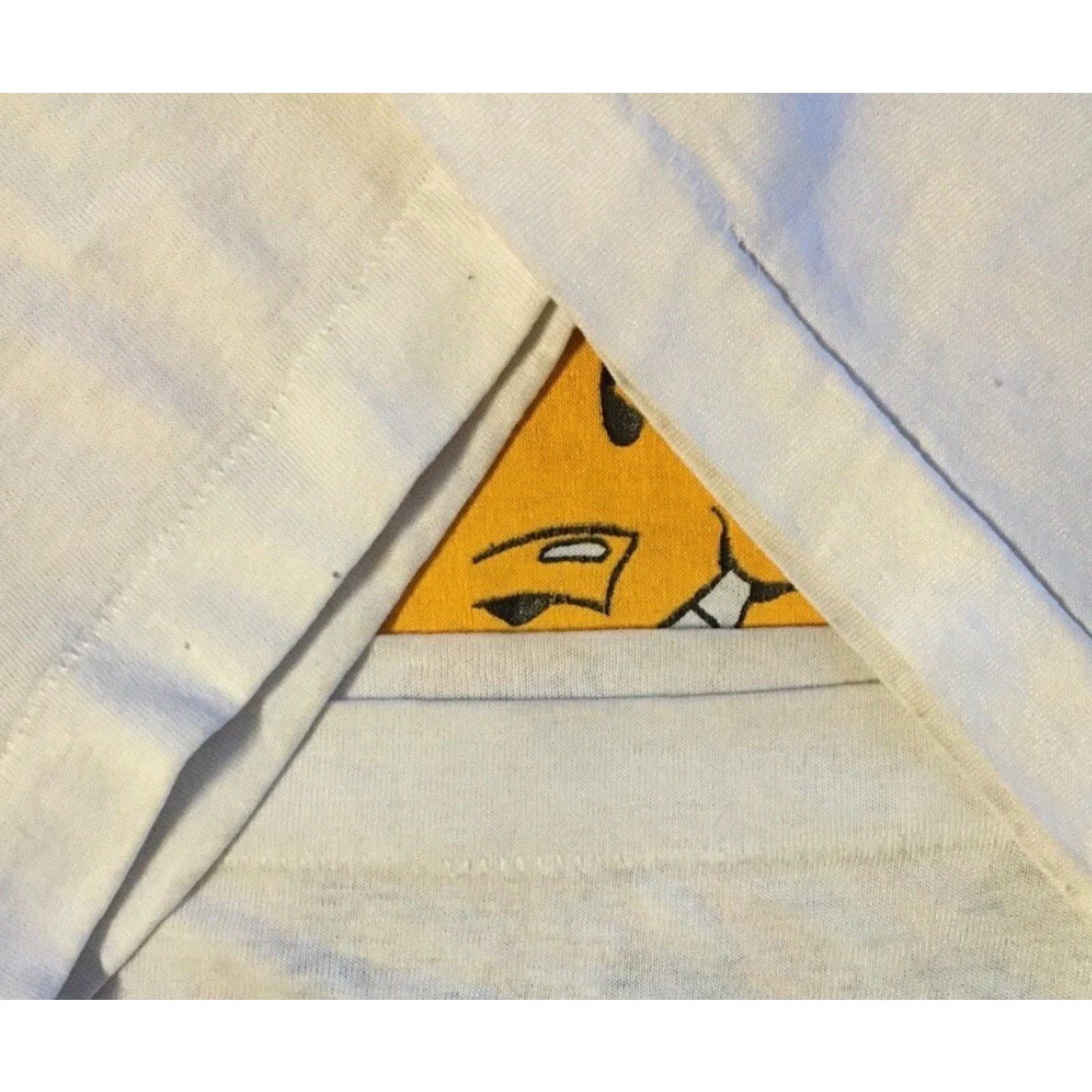 Vintage VINTAGE 90s Phoenix Is Boring Faded Distressed Shirt XL White T-Shirt Men Regular Fit Short Sleeve Sun Grunge Funny Joke Size US XL / EU 56 / 4 - 4 Thumbnail